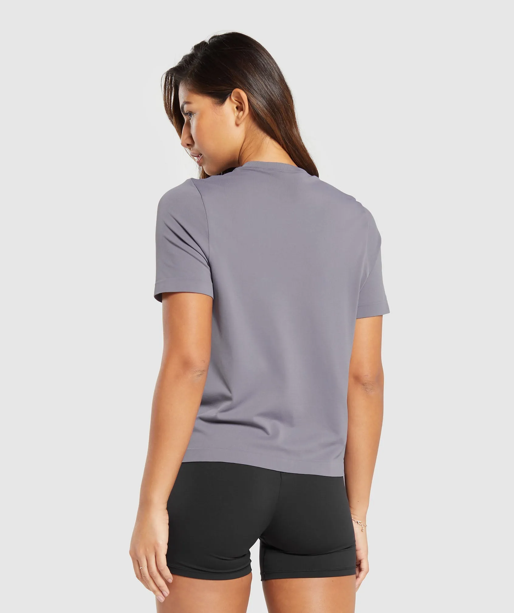 Gymshark Everyday Seamless T-Shirt - Fog Purple sold by Gymshark product image thumbnail 2