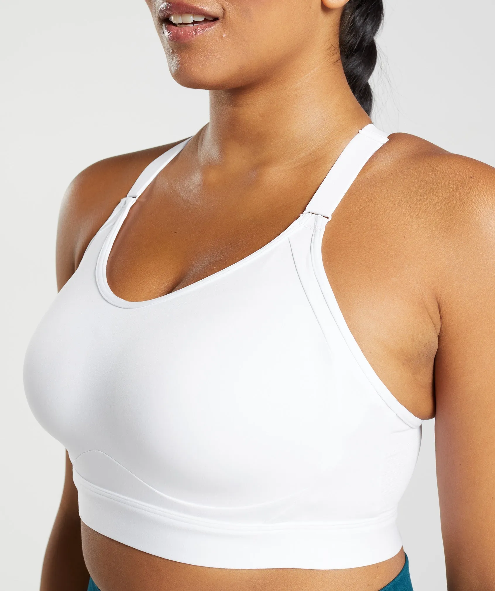 Gymshark Cut Out Back High Support Sports Bra, B/C-E/F - White sold by Gymshark product image thumbnail 3