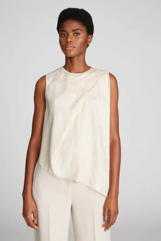 Whitley Top In Floral Jacquard sold by H by Halston