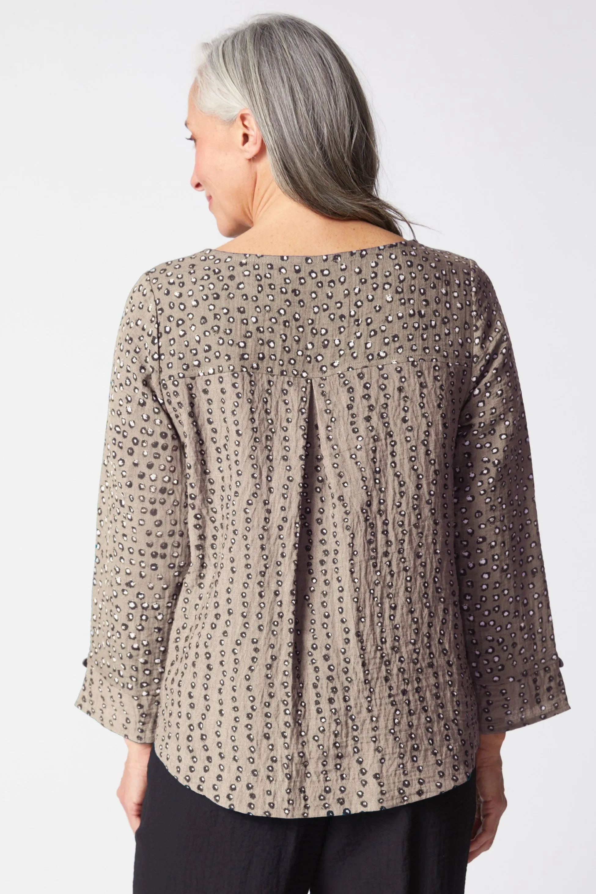 Express Travel Organic Dot Pullover sold by Habitat product image thumbnail 3