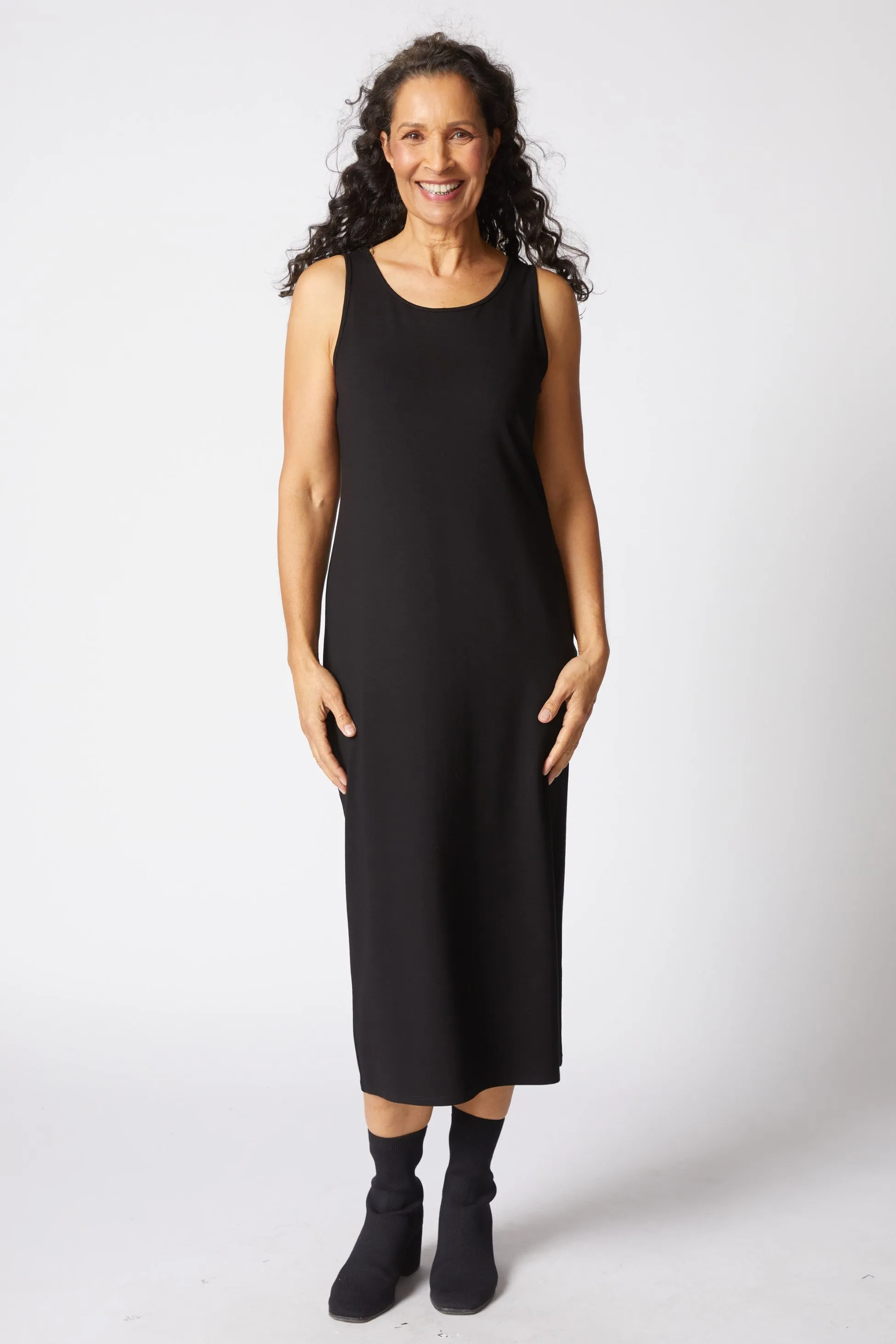 Core Travel The One Dress sold by Habitat product image thumbnail 5