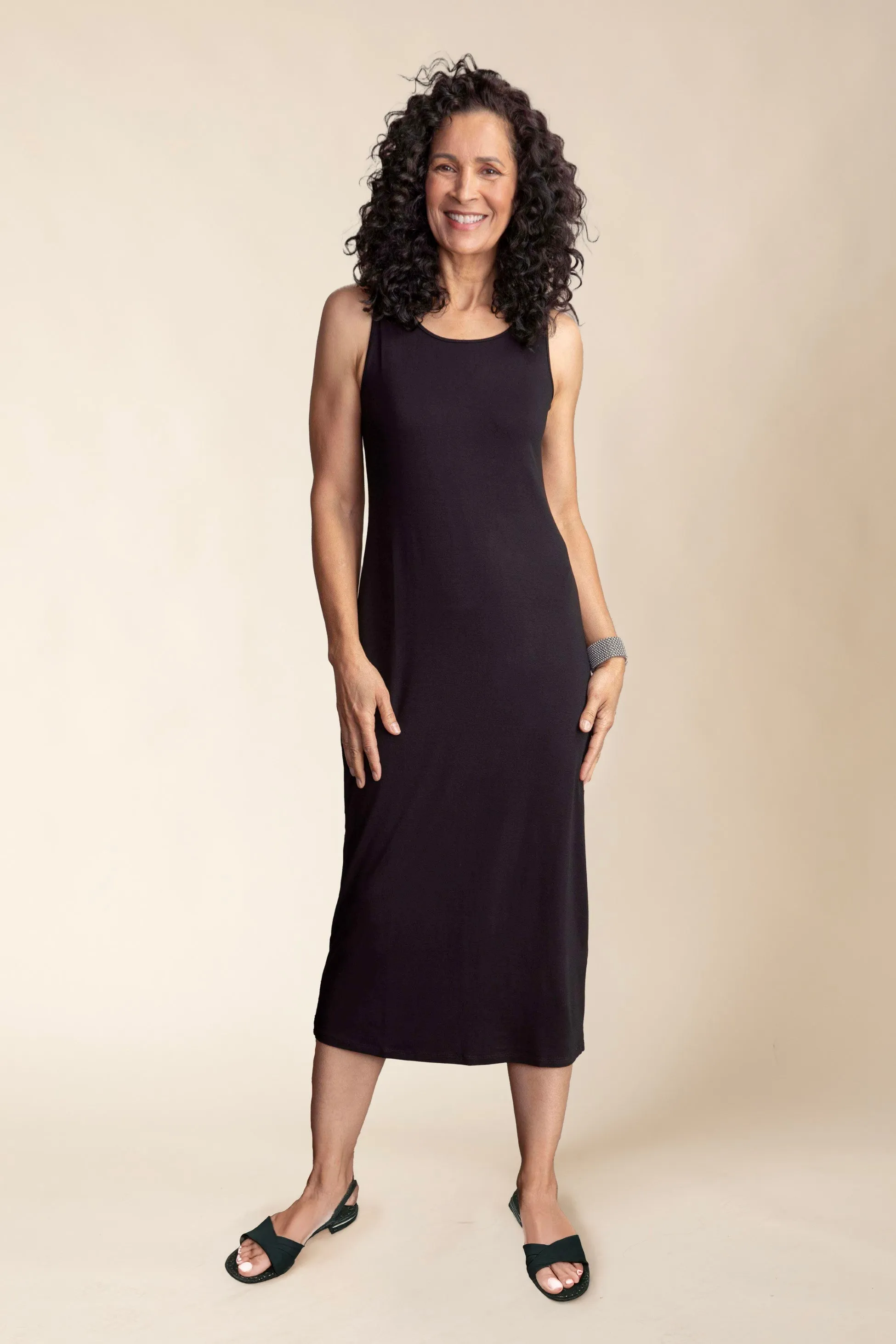 Core Travel The One Dress sold by Habitat product image thumbnail 2