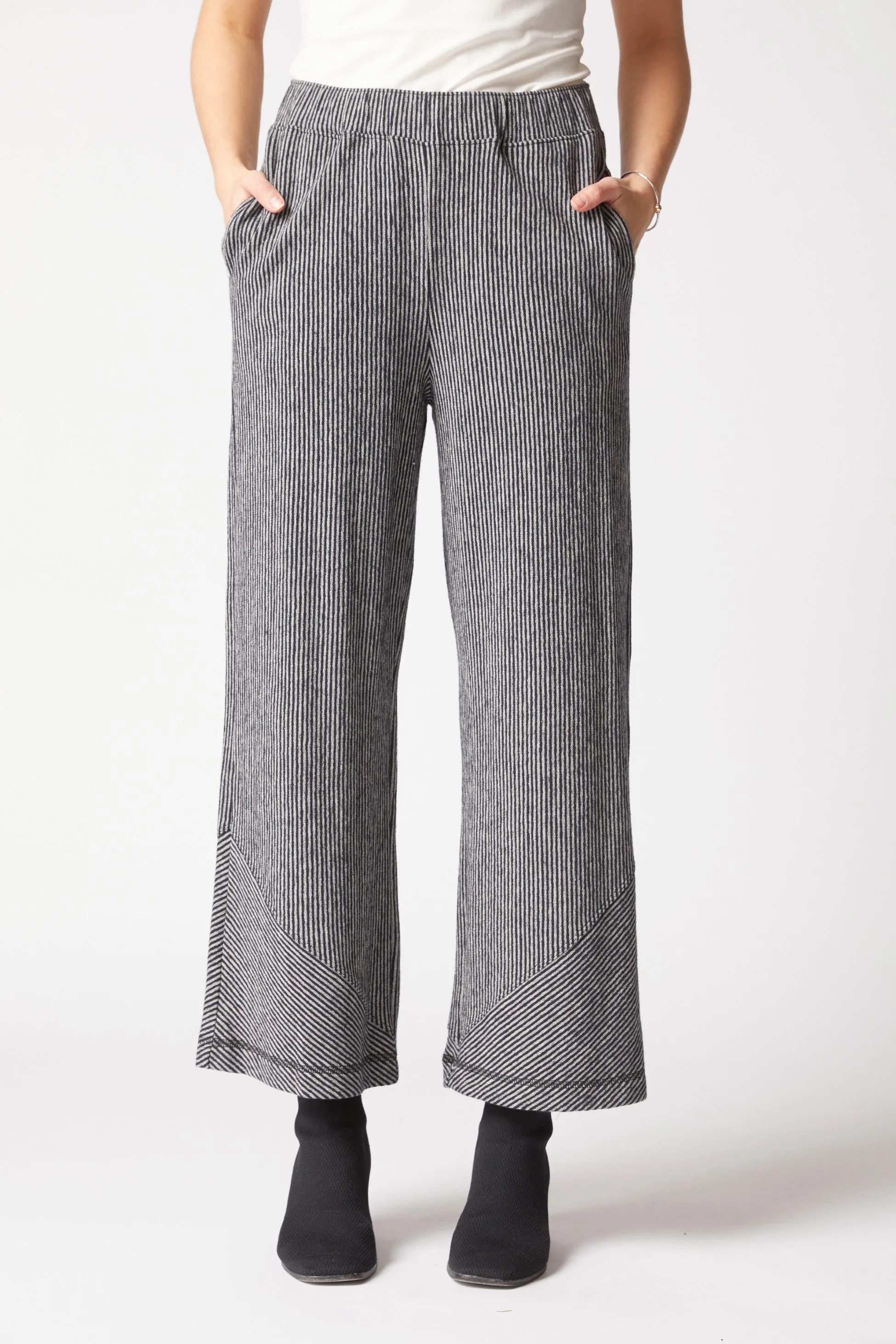 Pasadena Stripe Veranda Pant sold by Habitat product image thumbnail 3