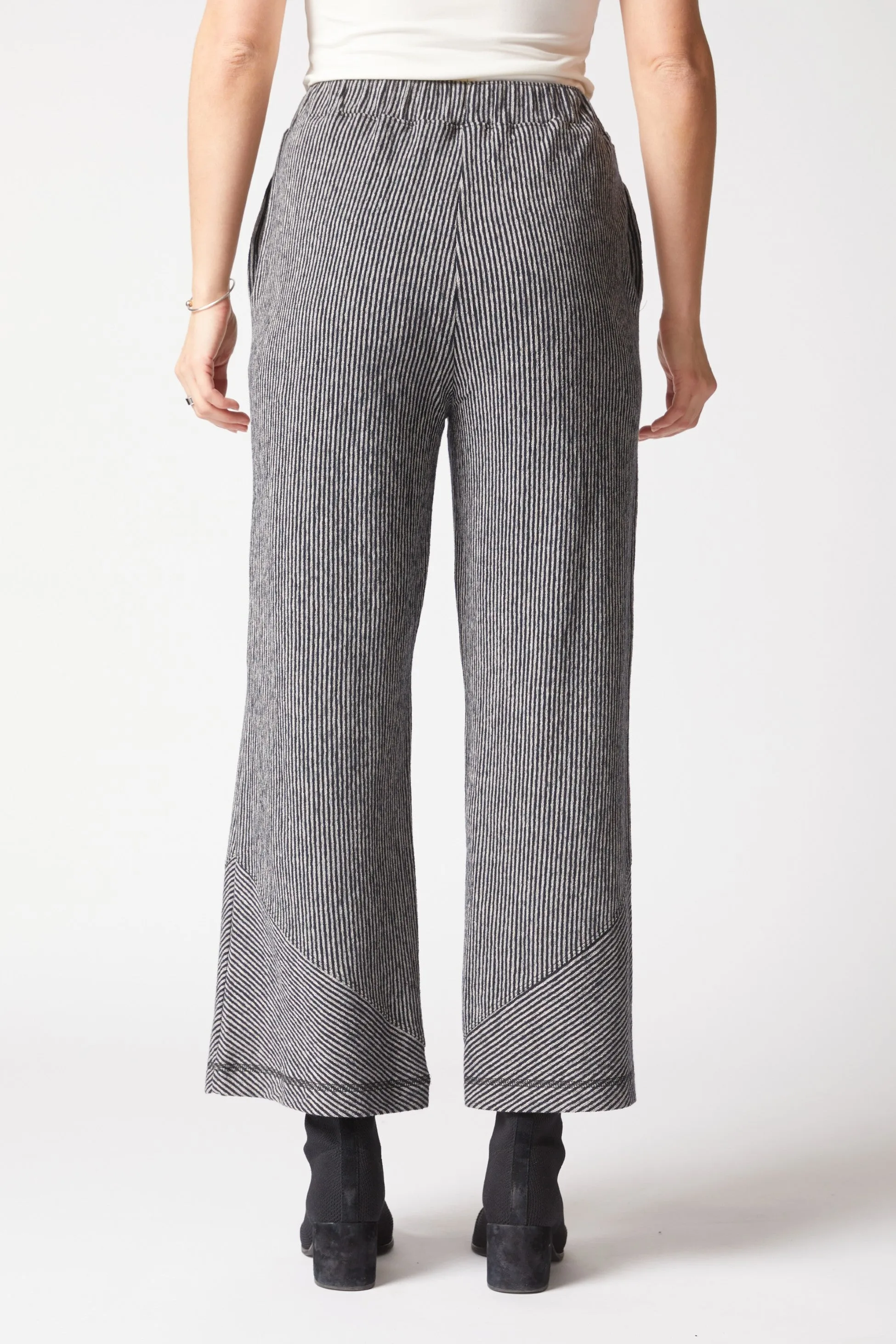 Pasadena Stripe Veranda Pant sold by Habitat product image thumbnail 4