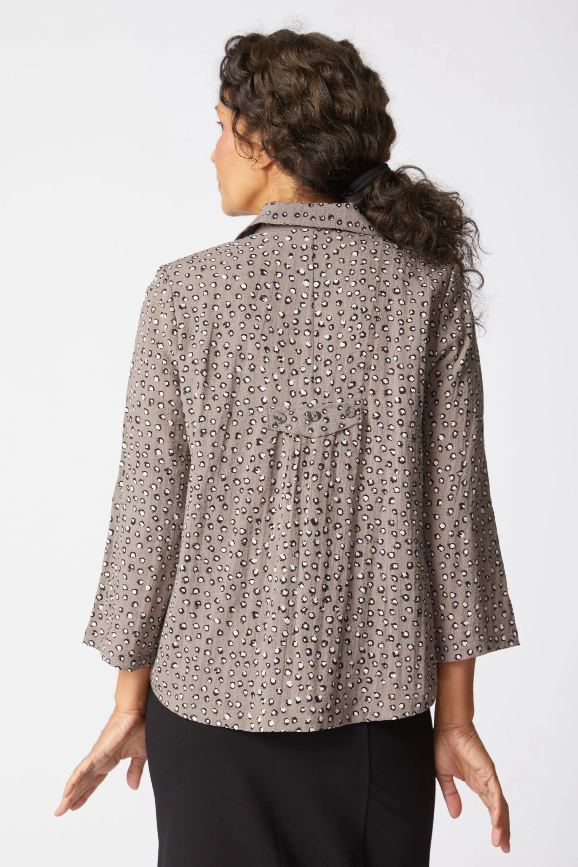 Express Travel Organic Dot Pleat Back Jacket sold by Habitat product image thumbnail 5
