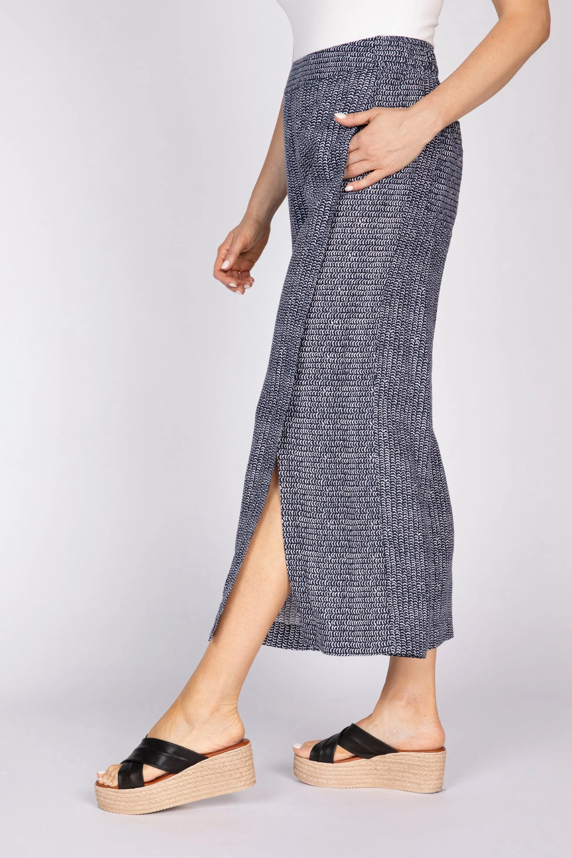 The Gemma Flood sold by Habitat product image thumbnail 4