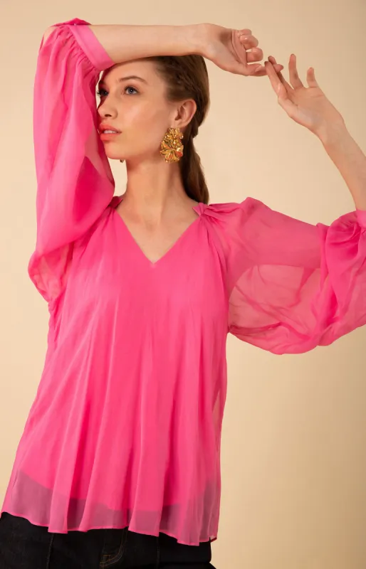Josie Solid Top sold by Hale Bob
