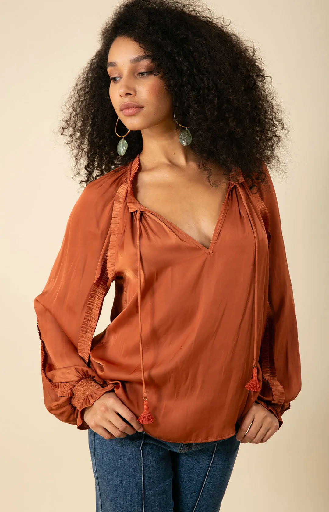 Remington Pleated Solid Top sold by Hale Bob product image thumbnail 5