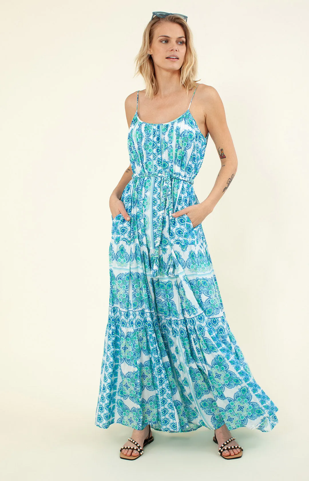 Bala Maxi sold by Hale Bob