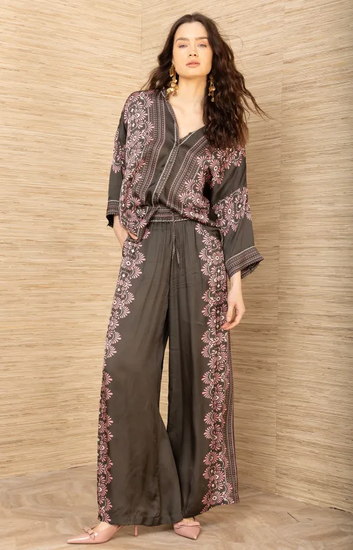 Shay Pant sold by Hale Bob