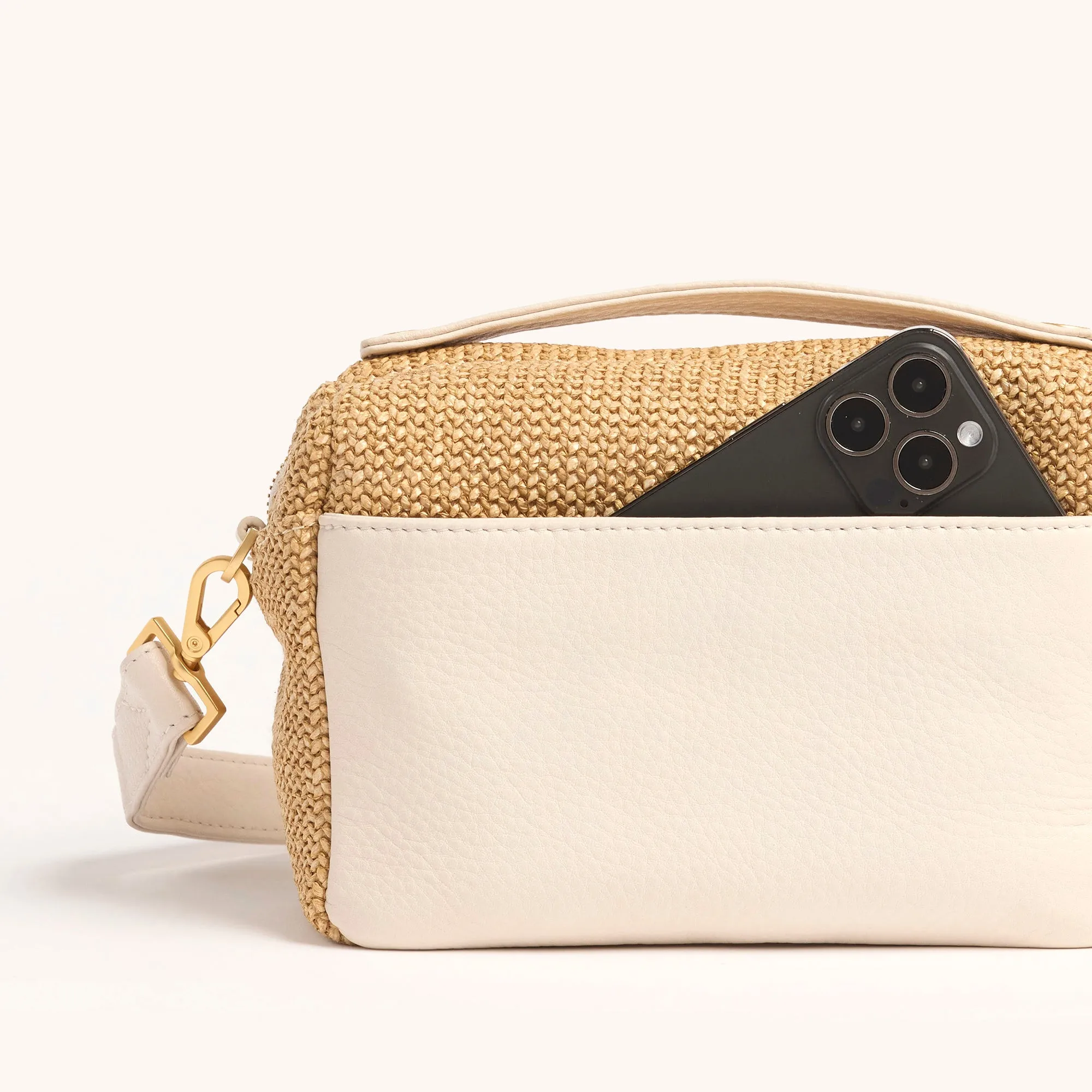 Evan Crossbody | Calla Lily White Raffia/Brushed Gold | Sml sold by Hammitt product image thumbnail 4