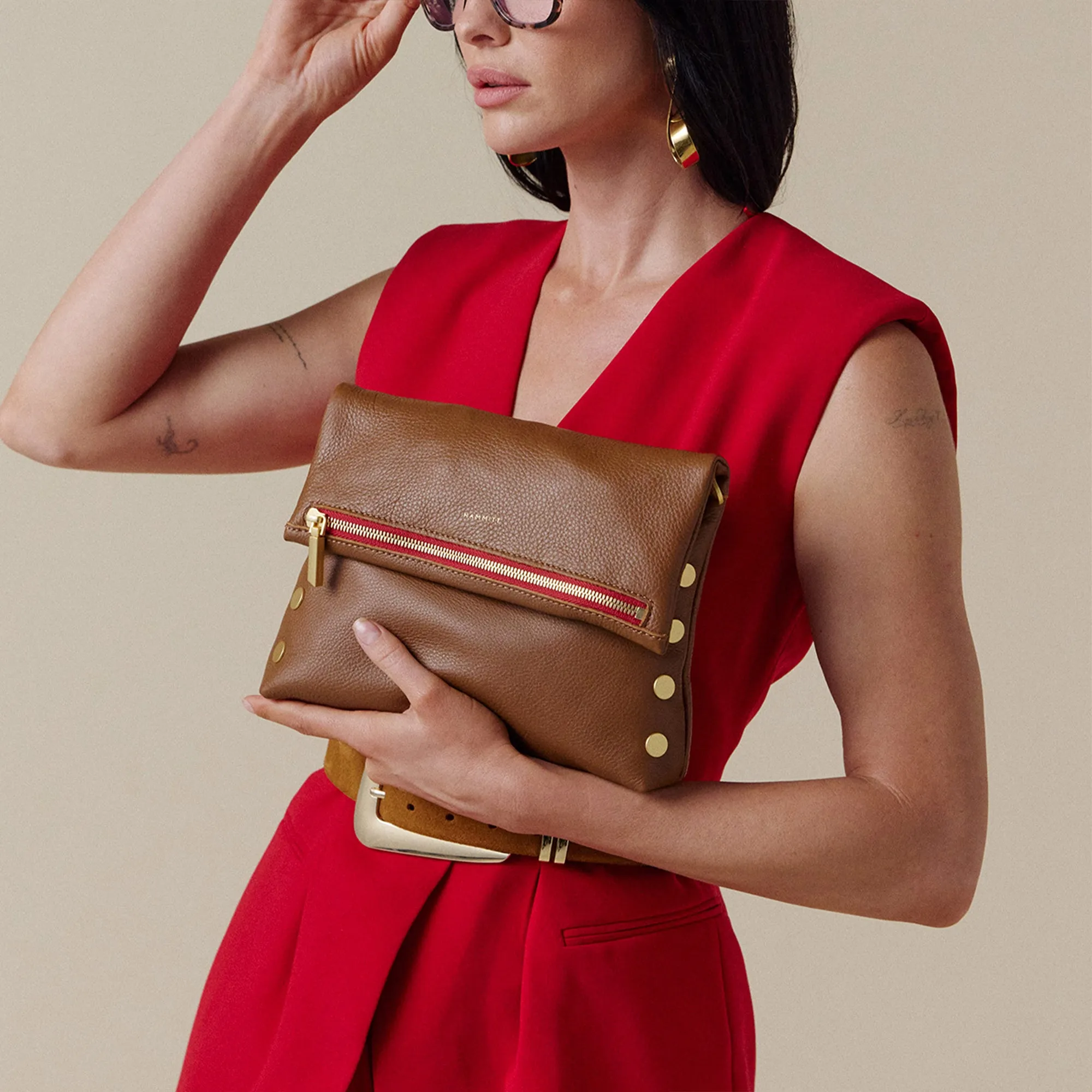 VIP | Mahogany Pebble/Brushed Gold Red Zip | Med sold by Hammitt product image thumbnail 2