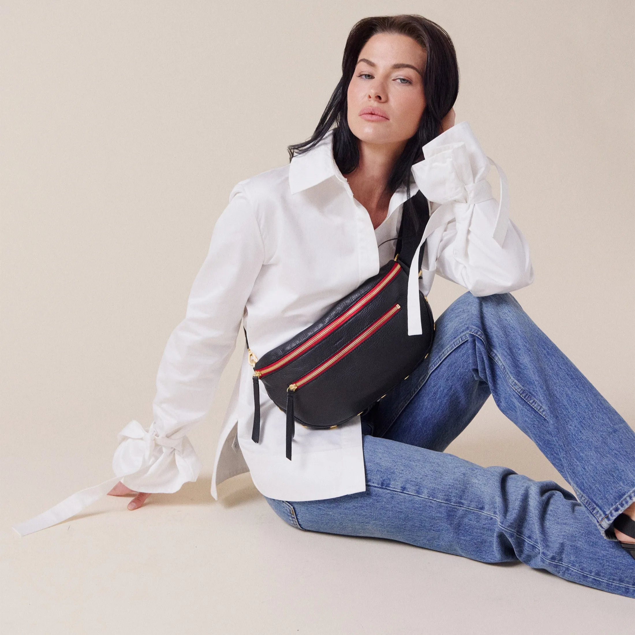 Charles Crossbody | Black/Brushed Gold Red Zip | Lrg sold by Hammitt product image thumbnail 2