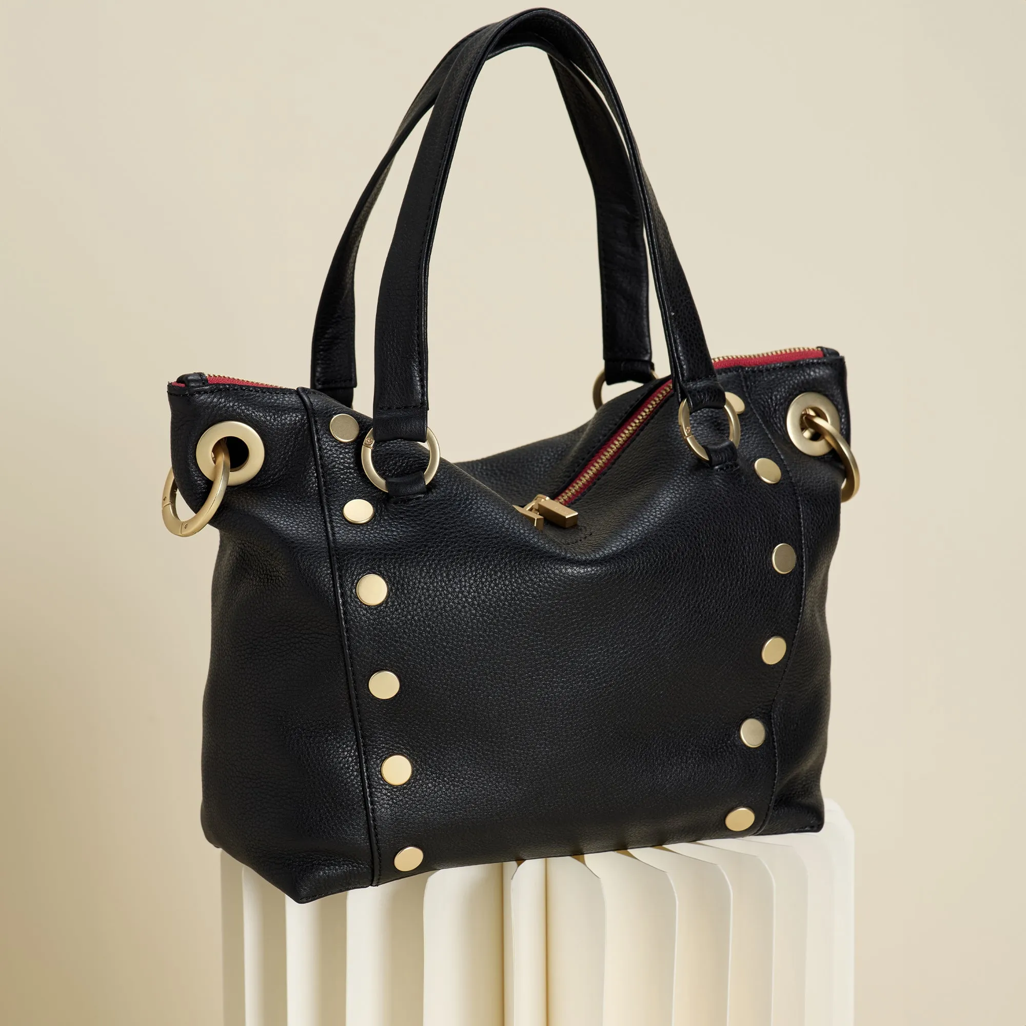 Daniel | Black/Brushed Gold Red Zip | Med sold by Hammitt product image thumbnail 4