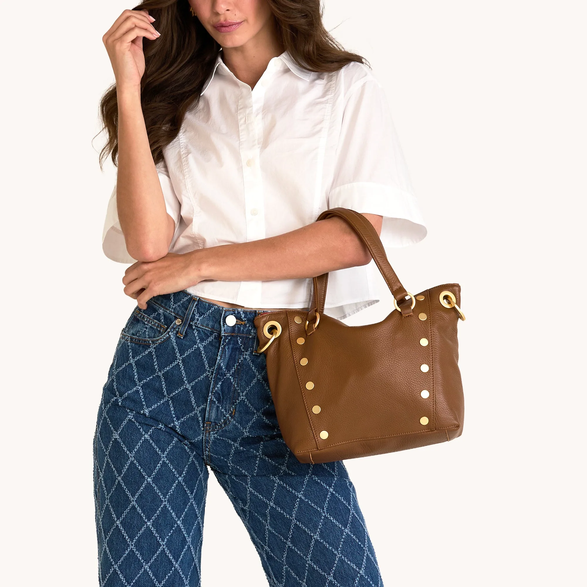 Daniel | Mahogany Pebble/Brushed Gold Red Zip | Med sold by Hammitt product image thumbnail 2