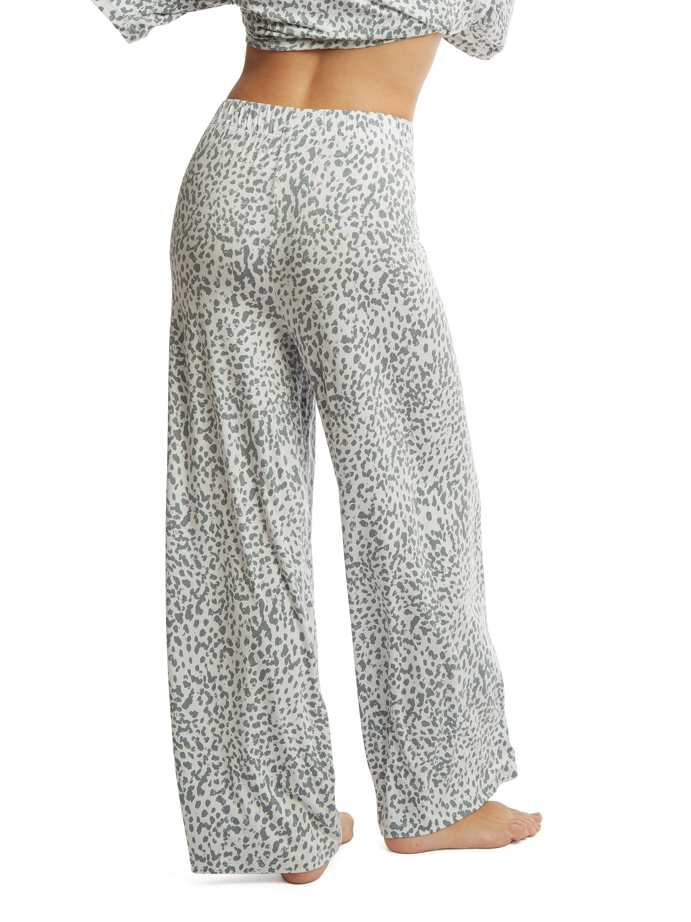 Unwind Pant Snow Leopard Sale sold by Hanky Panky product image thumbnail 3