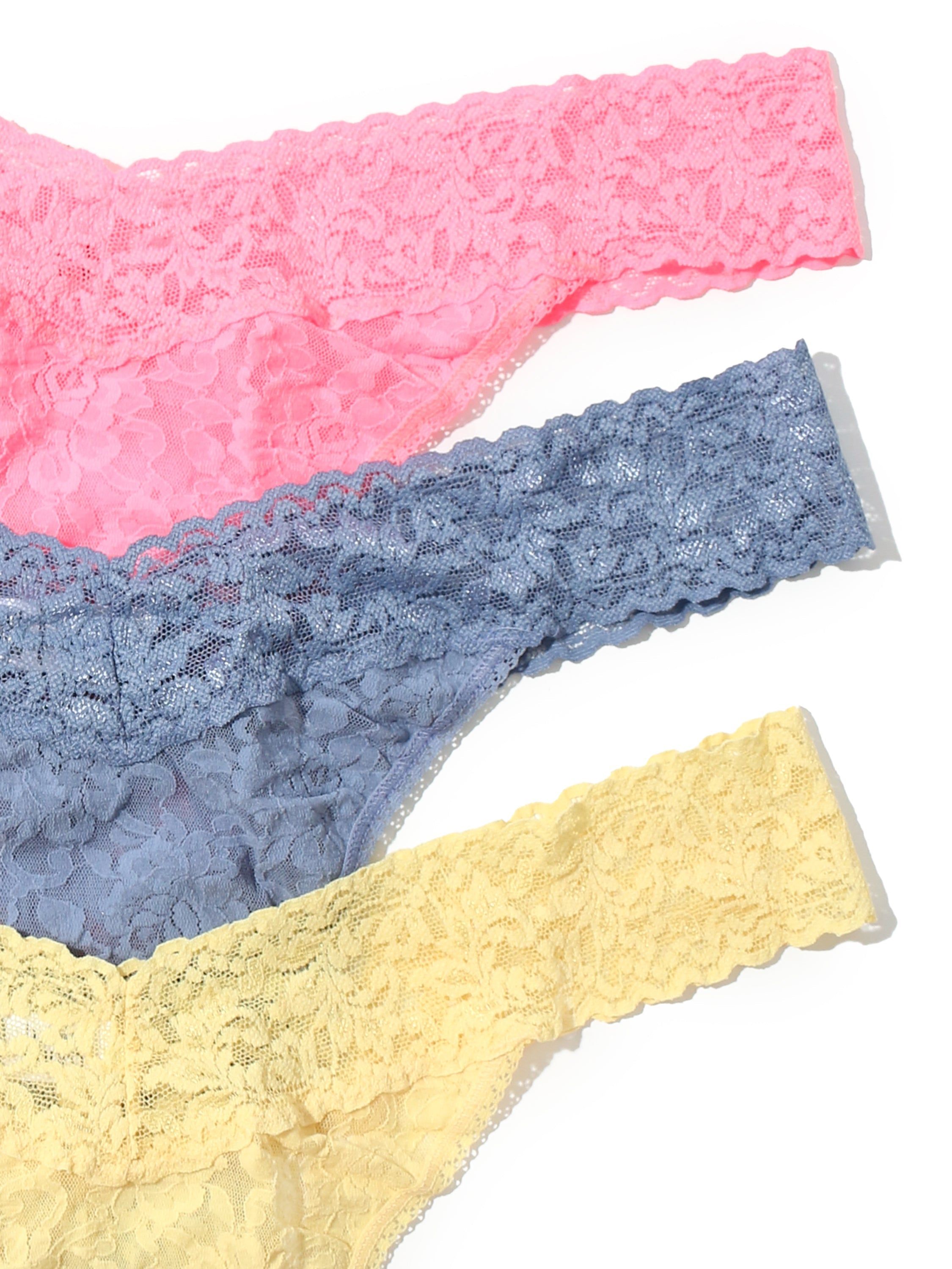 3 Pack Plus Size Signature Lace Original Rise Thongs in Printed Box Sale sold by Hanky Panky product image thumbnail 2