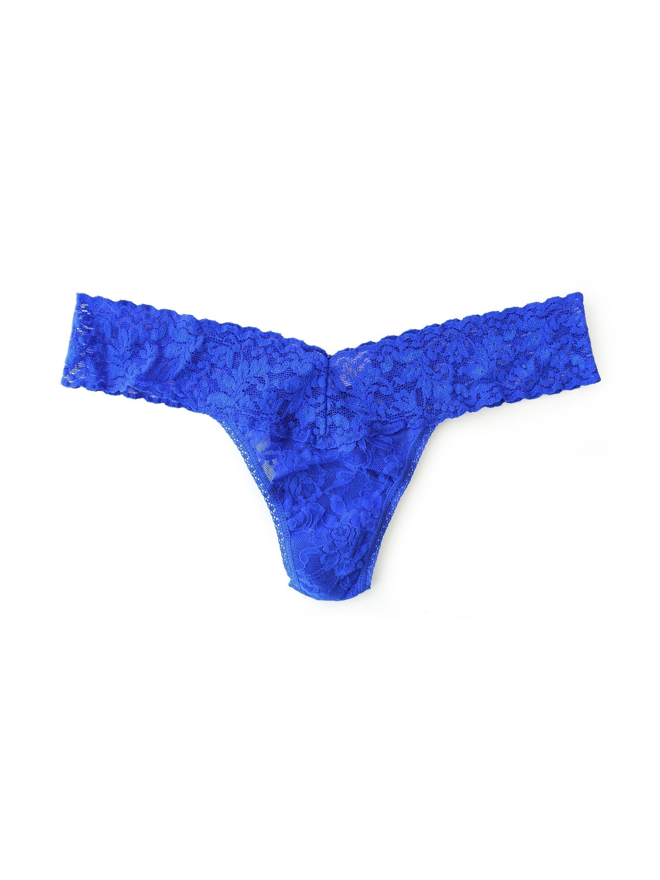 Petite Size Signature Lace Low Rise Thong sold by Hanky Panky product image thumbnail 19