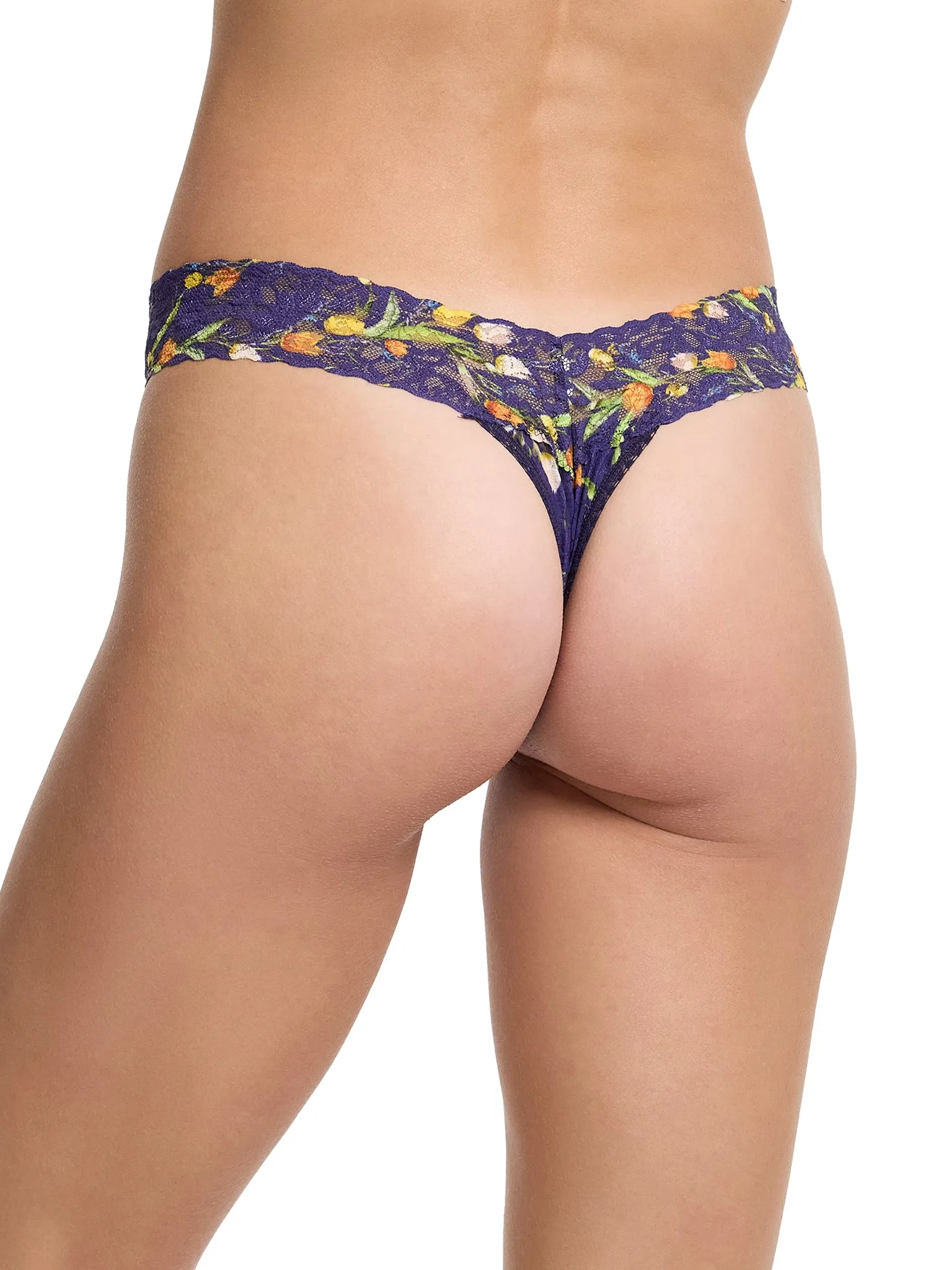 Printed Signature Lace® Low Rise Thong Central Park Sale sold by Hanky Panky product image thumbnail 3