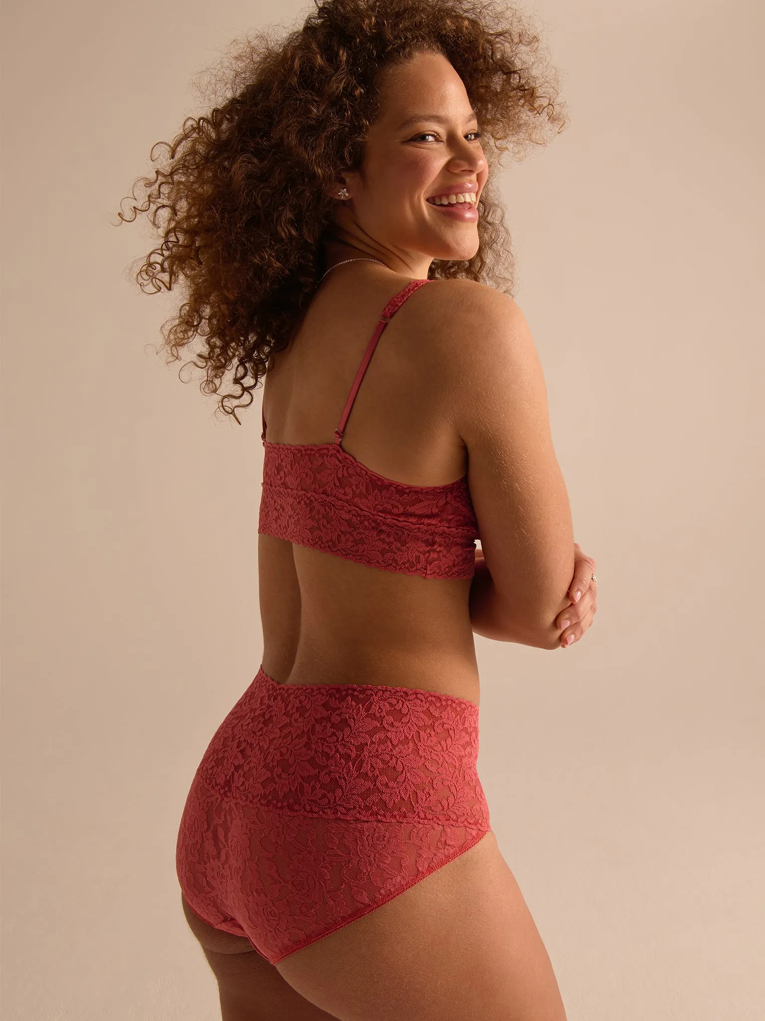 V-Neck Retro Lace Bralette Naples Red Sale sold by Hanky Panky product image thumbnail 3