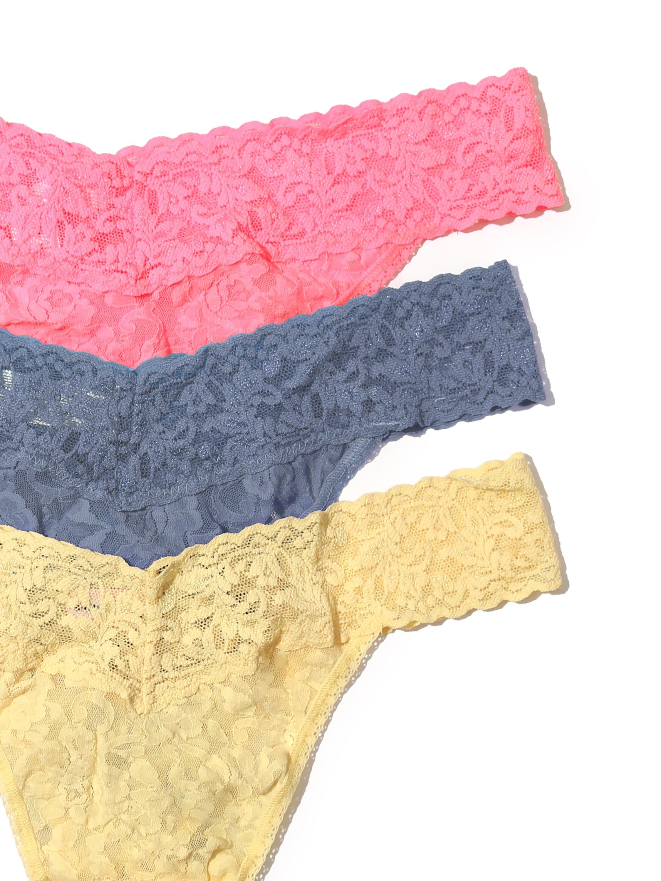 3 Pack Signature Lace Original Rise Thongs in Printed Box Sale sold by Hanky Panky product image thumbnail 2