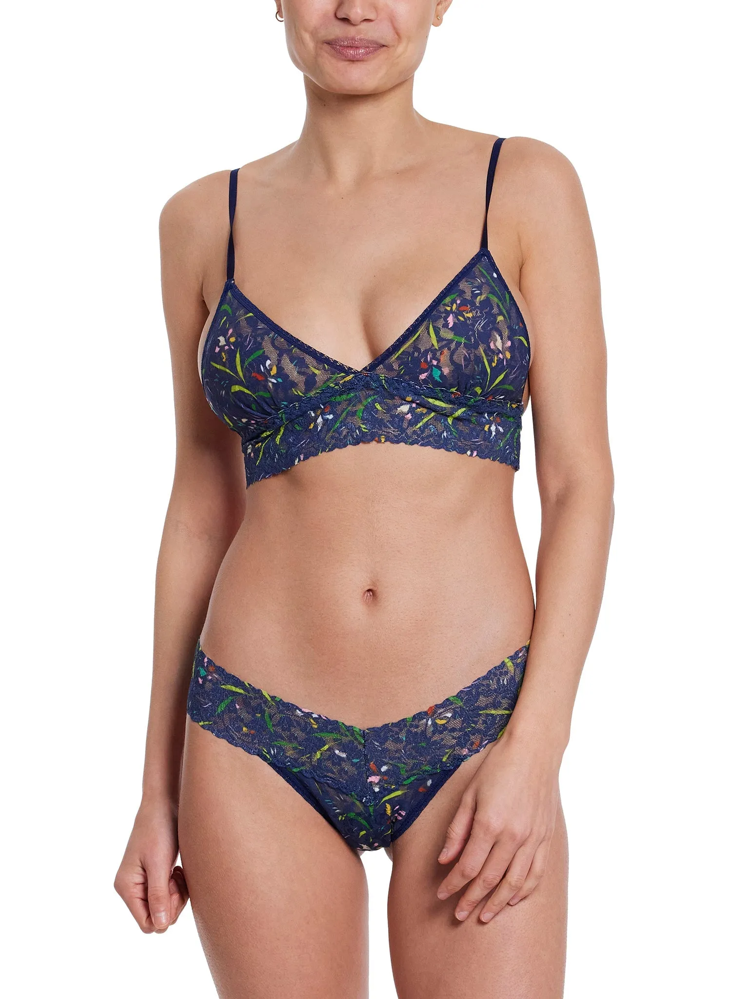 Printed Signature Lace Low Rise Thong Field Day Sale sold by Hanky Panky product image thumbnail 4