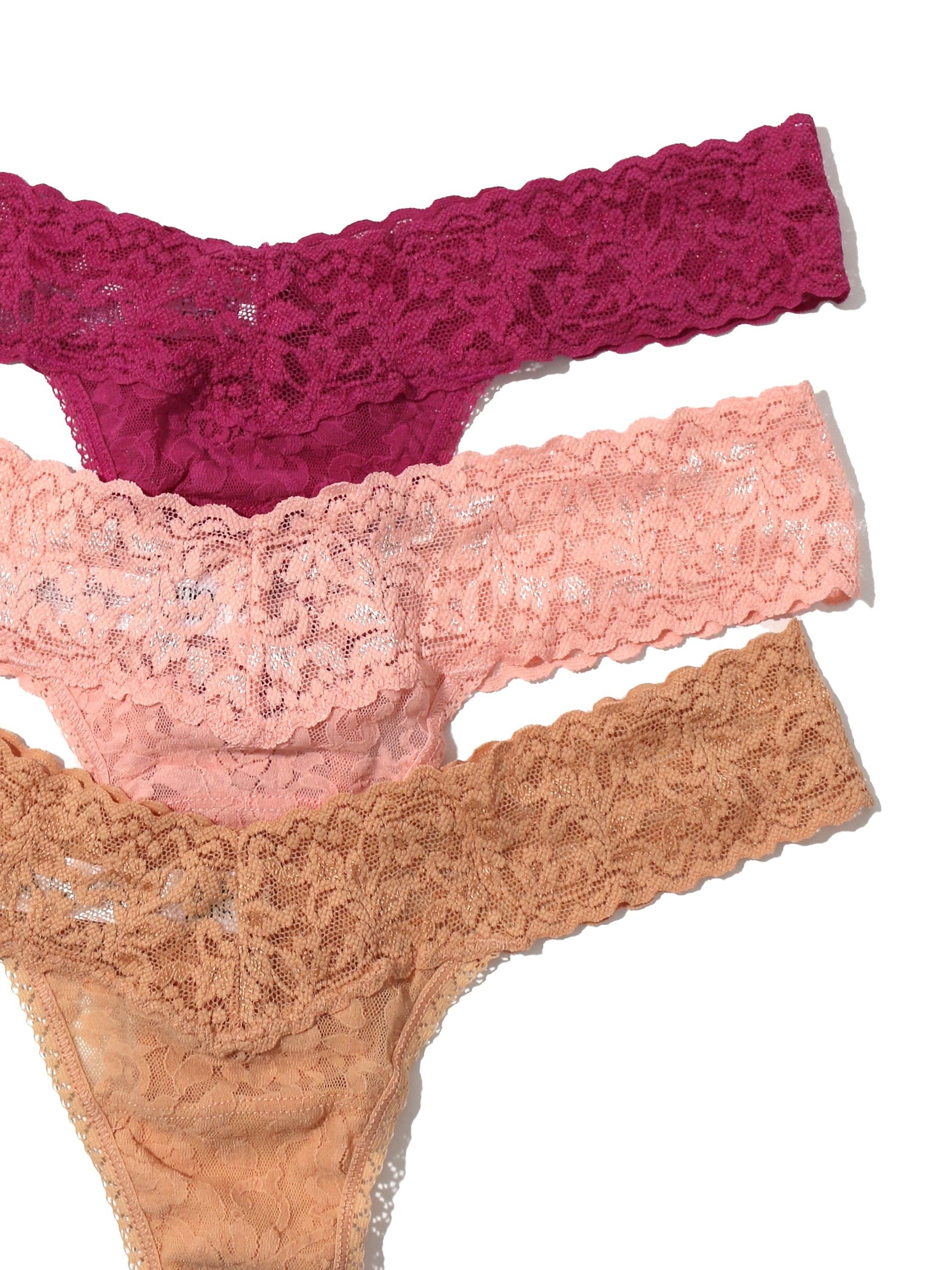 3 Pack Signature Lace Low Rise Thongs in Printed Box Sale sold by Hanky Panky product image thumbnail 2