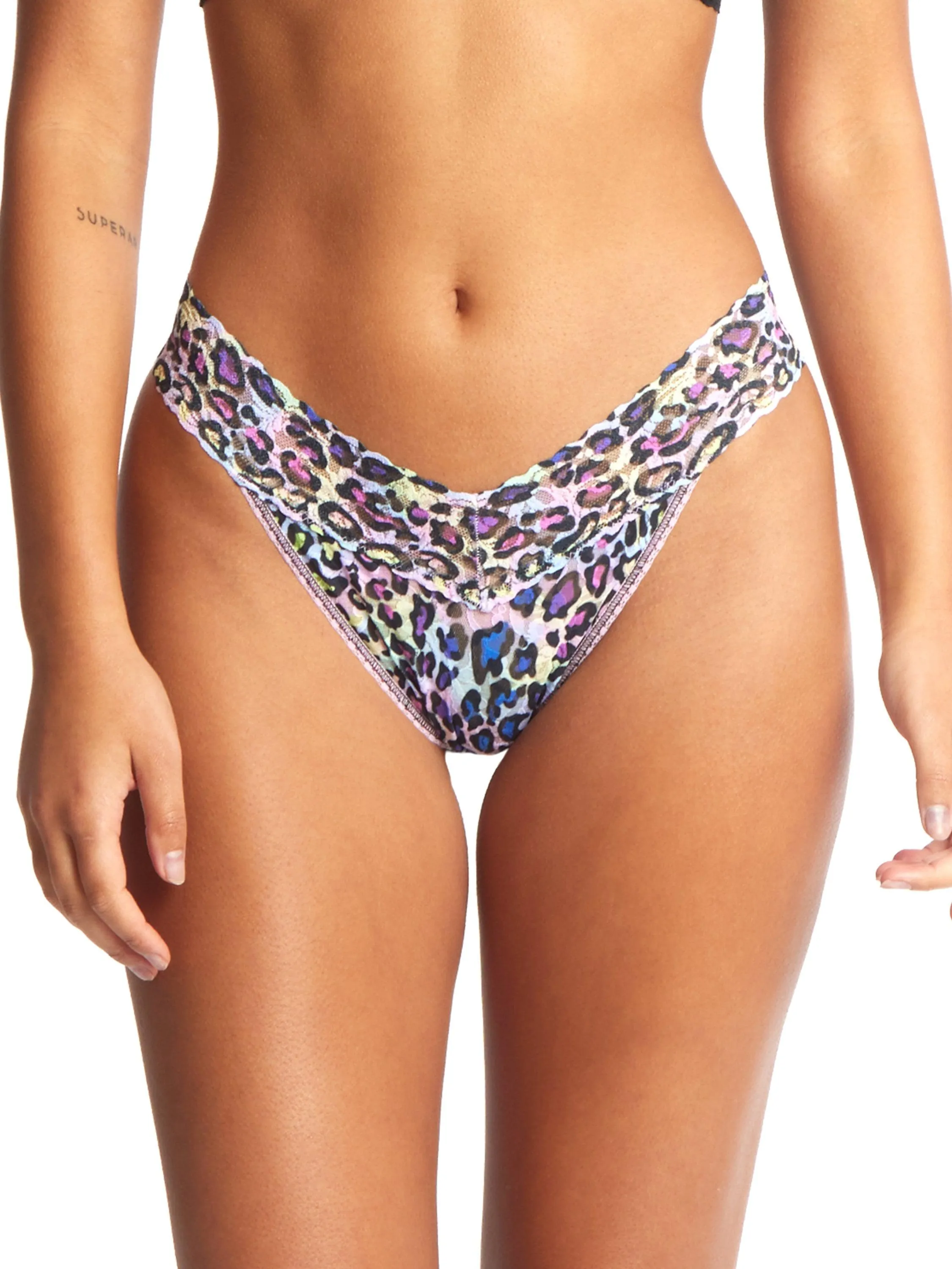 Printed Signature Lace Original Rise Thong Disco Diva Sale sold by Hanky Panky product image thumbnail 2