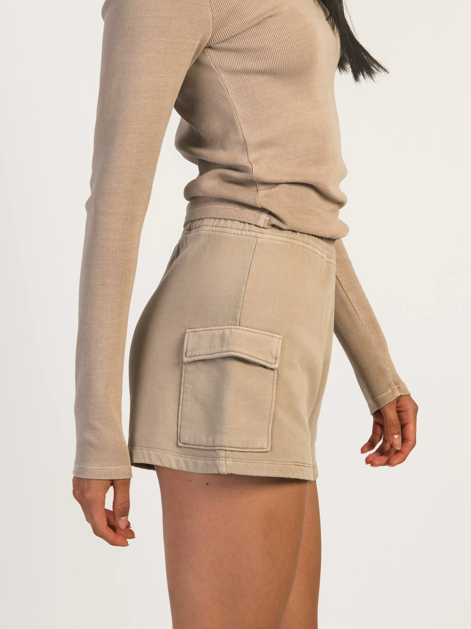 HARLOW HEIDI FLEECE CARGO SHORT - MOCHA sold by Harlow product image thumbnail 4