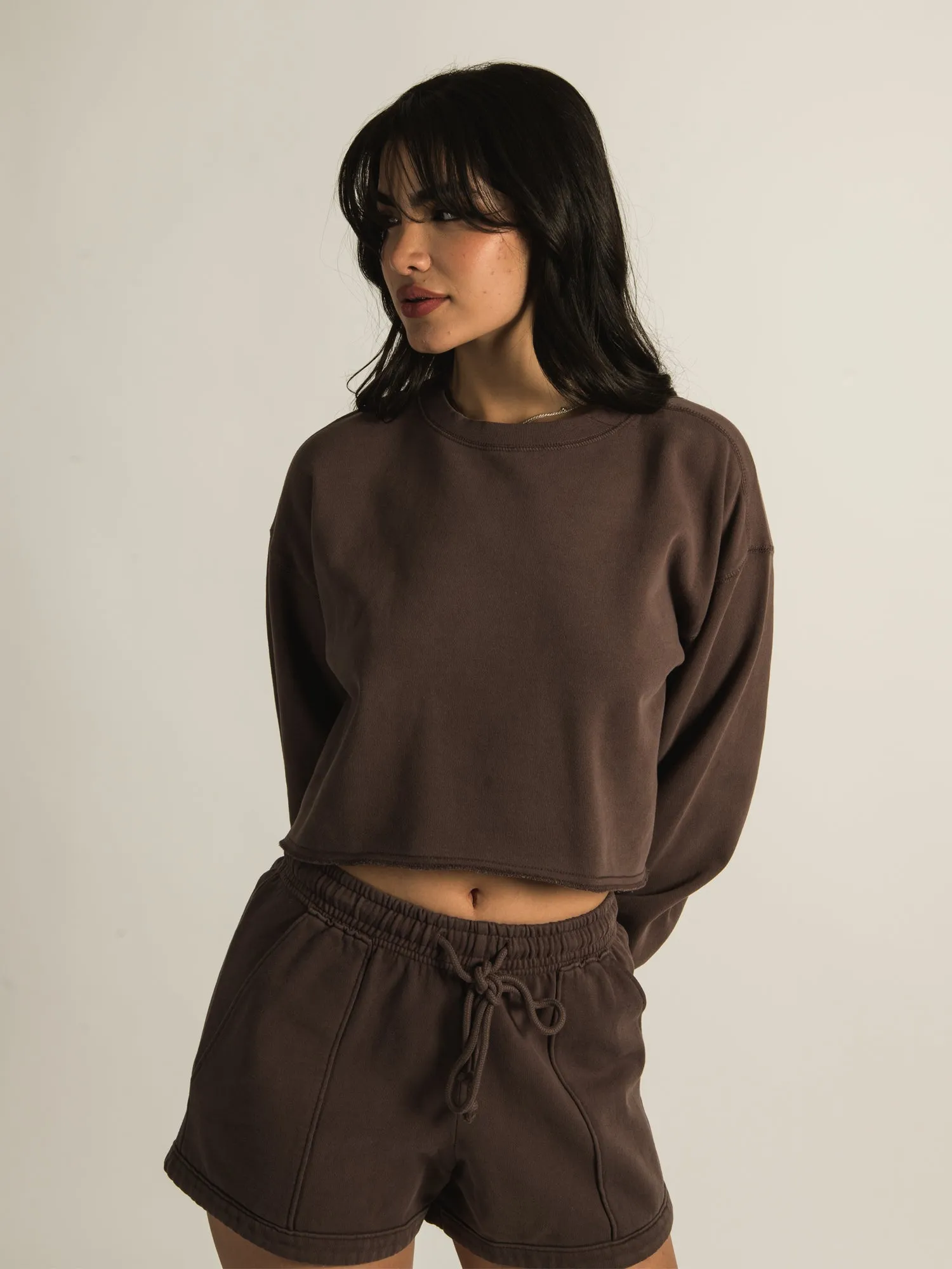 HARLOW GISELLE CROPPED CREW sold by Harlow product image thumbnail 2