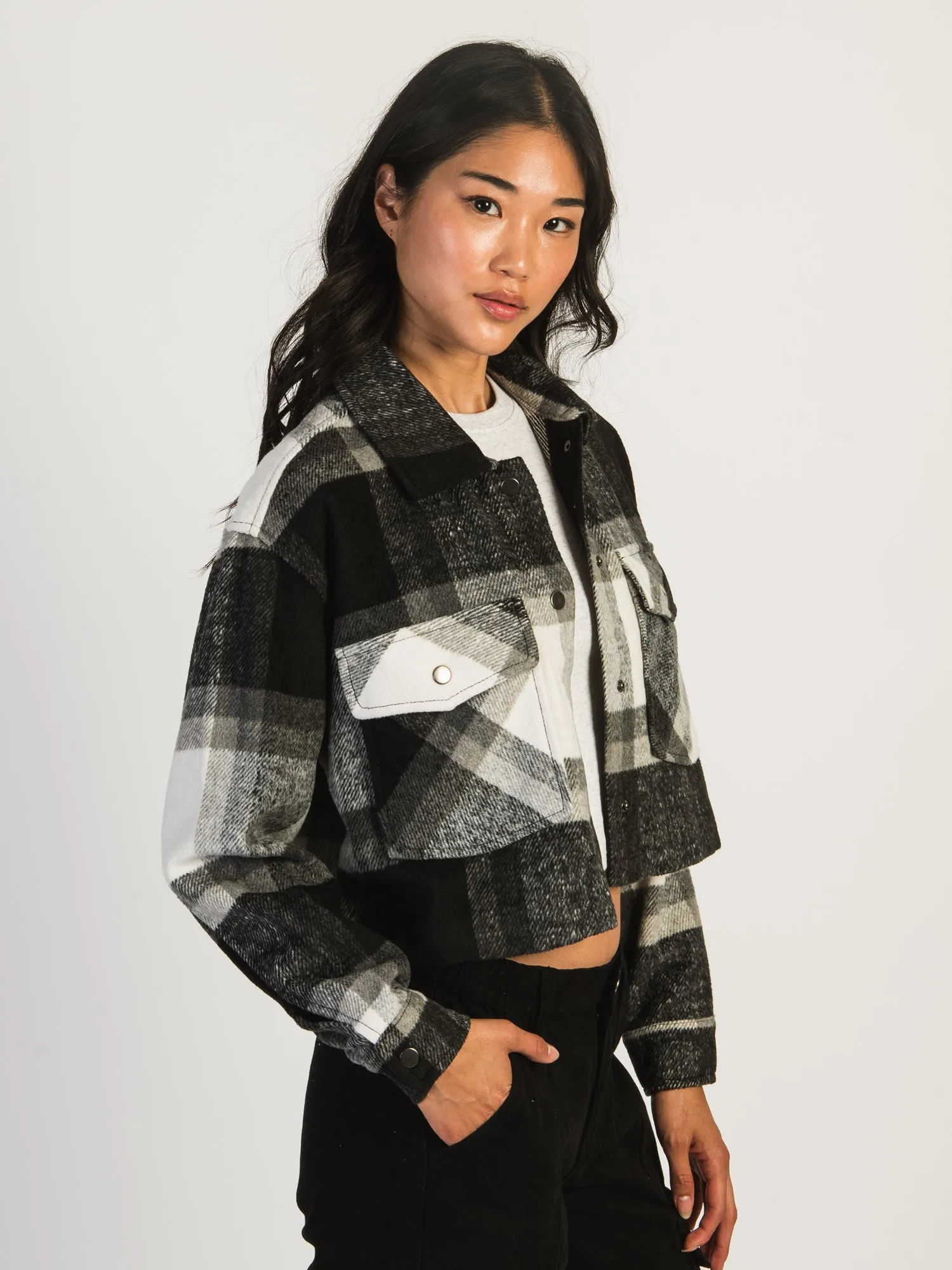 HARLOW BRITTANY CROPPED JACKET - BLACK WHITE sold by Harlow product image thumbnail 3
