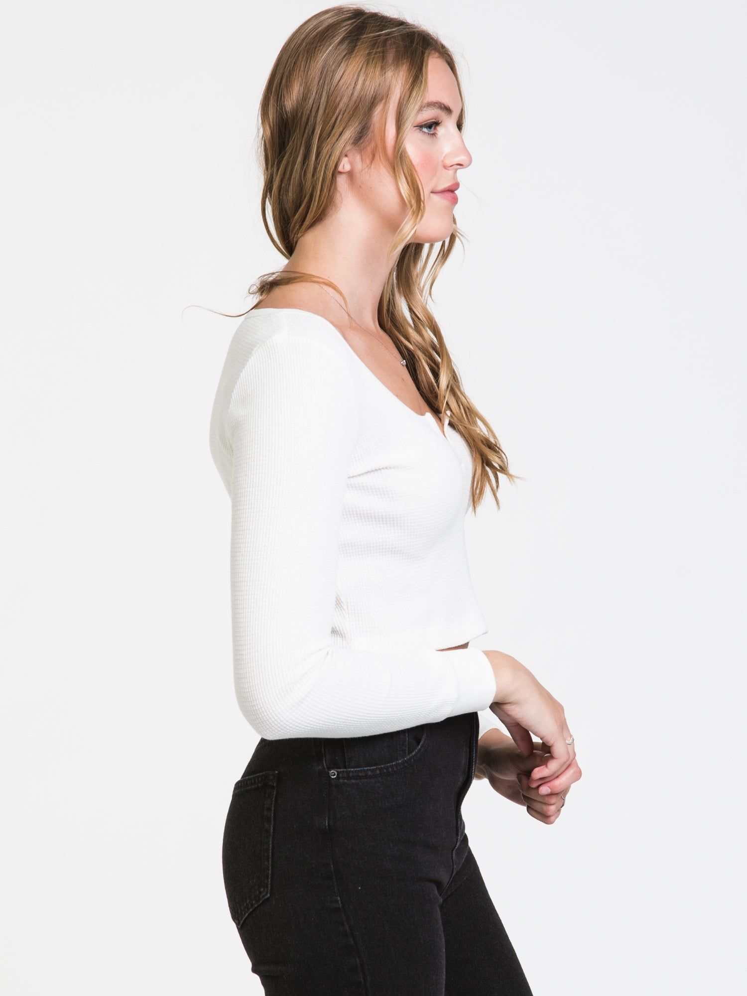 HARLOW KYLIE LONG SLEEVE NOTCH TEE sold by Harlow product image thumbnail 3