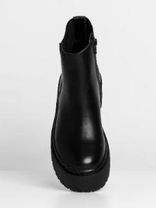 WOMENS HARLOW RAVEN SHORT BOOT sold by Harlow