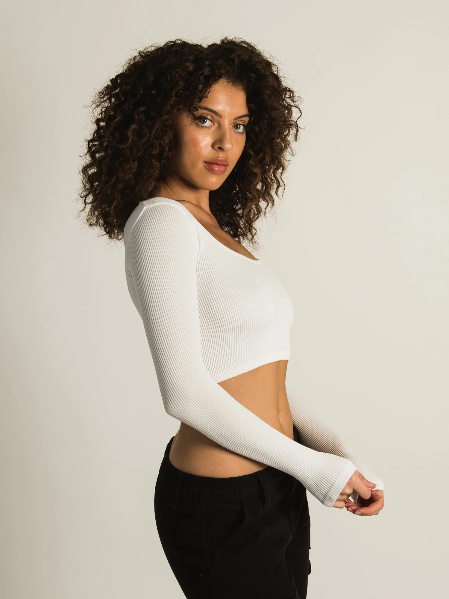 HARLOW SQUARE NECK SEAMLESS LONG SLEEVE sold by Harlow product image thumbnail 5