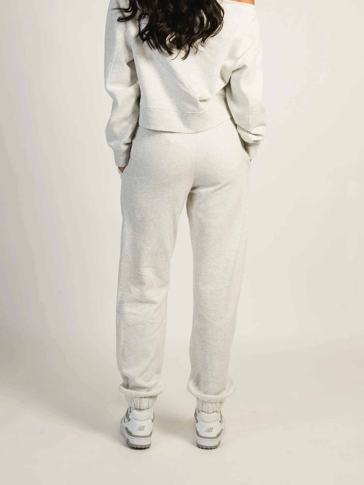 HARLOW JORDANA RELAXED SWEATPANT - CLOUD sold by Harlow product image thumbnail 4