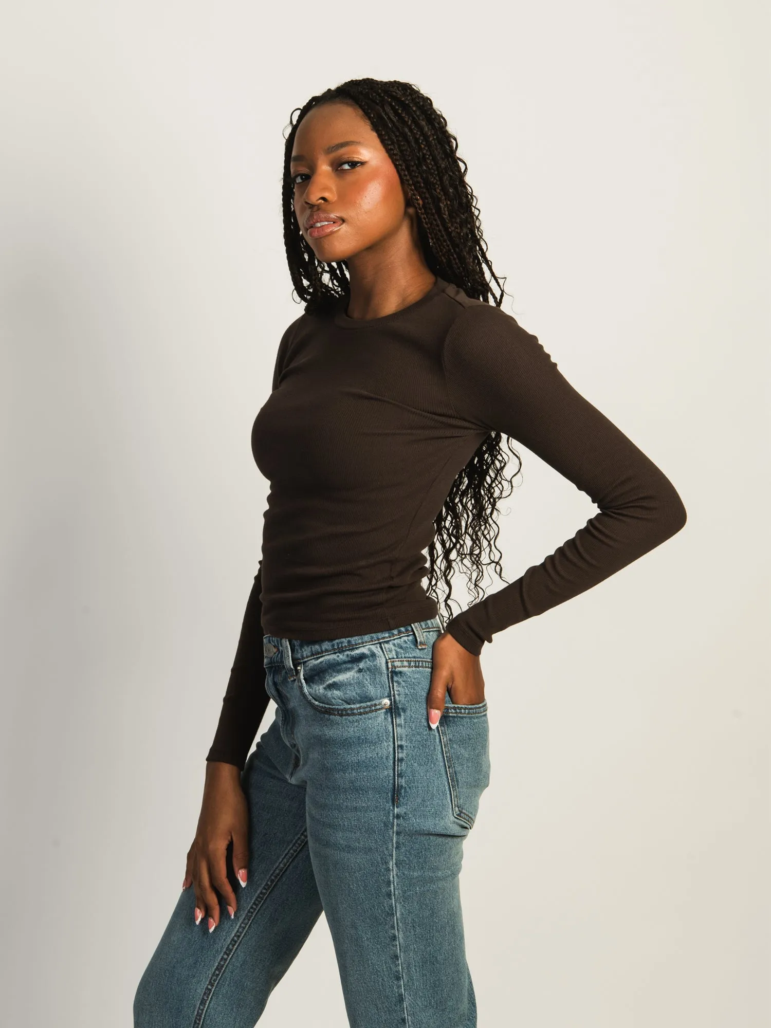 HARLOW ESSENTIAL LONG SLEEVE CREWNECK - CHOCOLATE sold by Harlow product image thumbnail 2