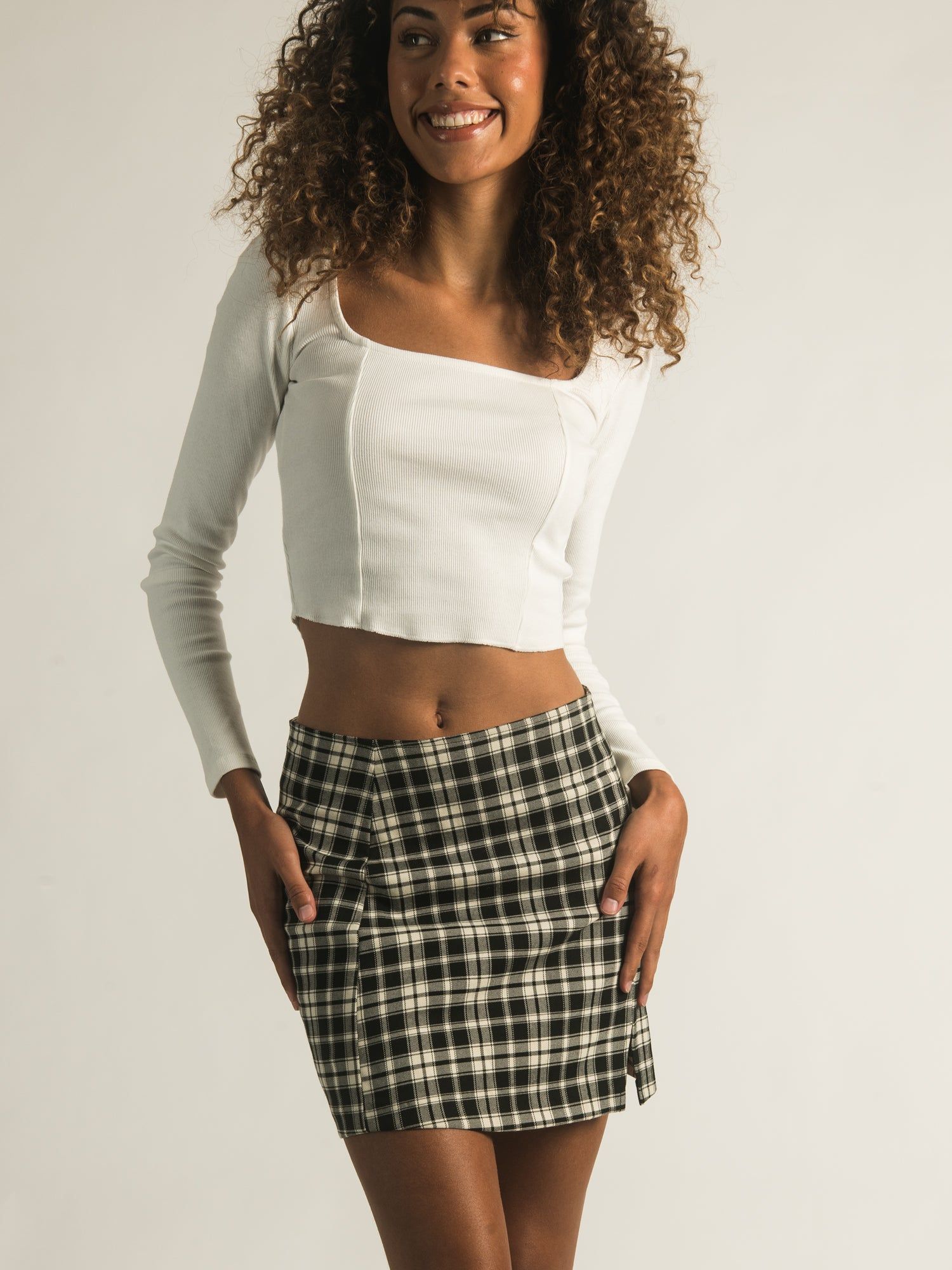 HARLOW SQUARE NECK LONG SLEEVE sold by Harlow product image thumbnail 5