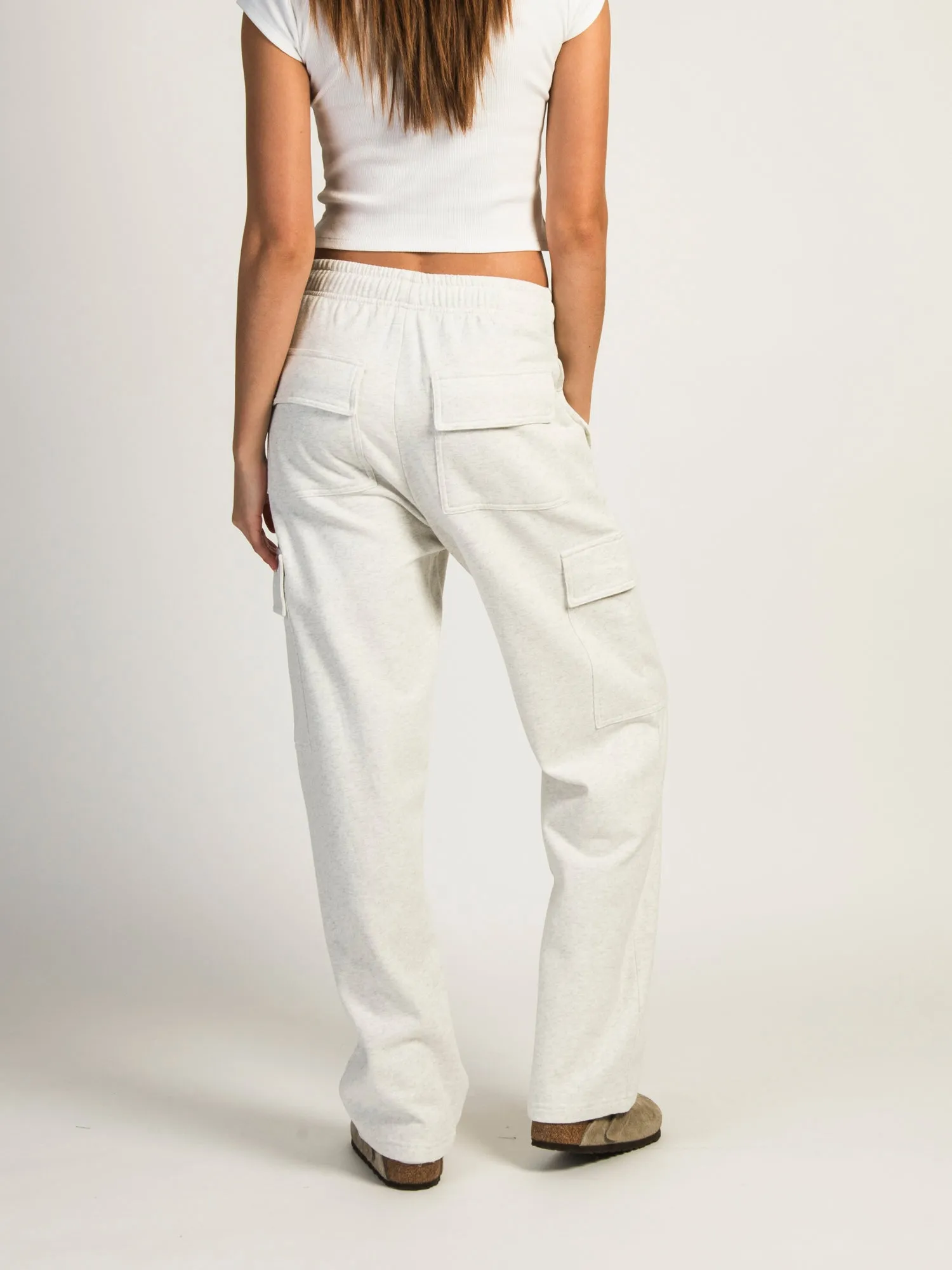 HARLOW ANDI CARGO MELANGE SWEATPANTS - HEATHER CLOUD WHITE sold by Harlow product image thumbnail 4