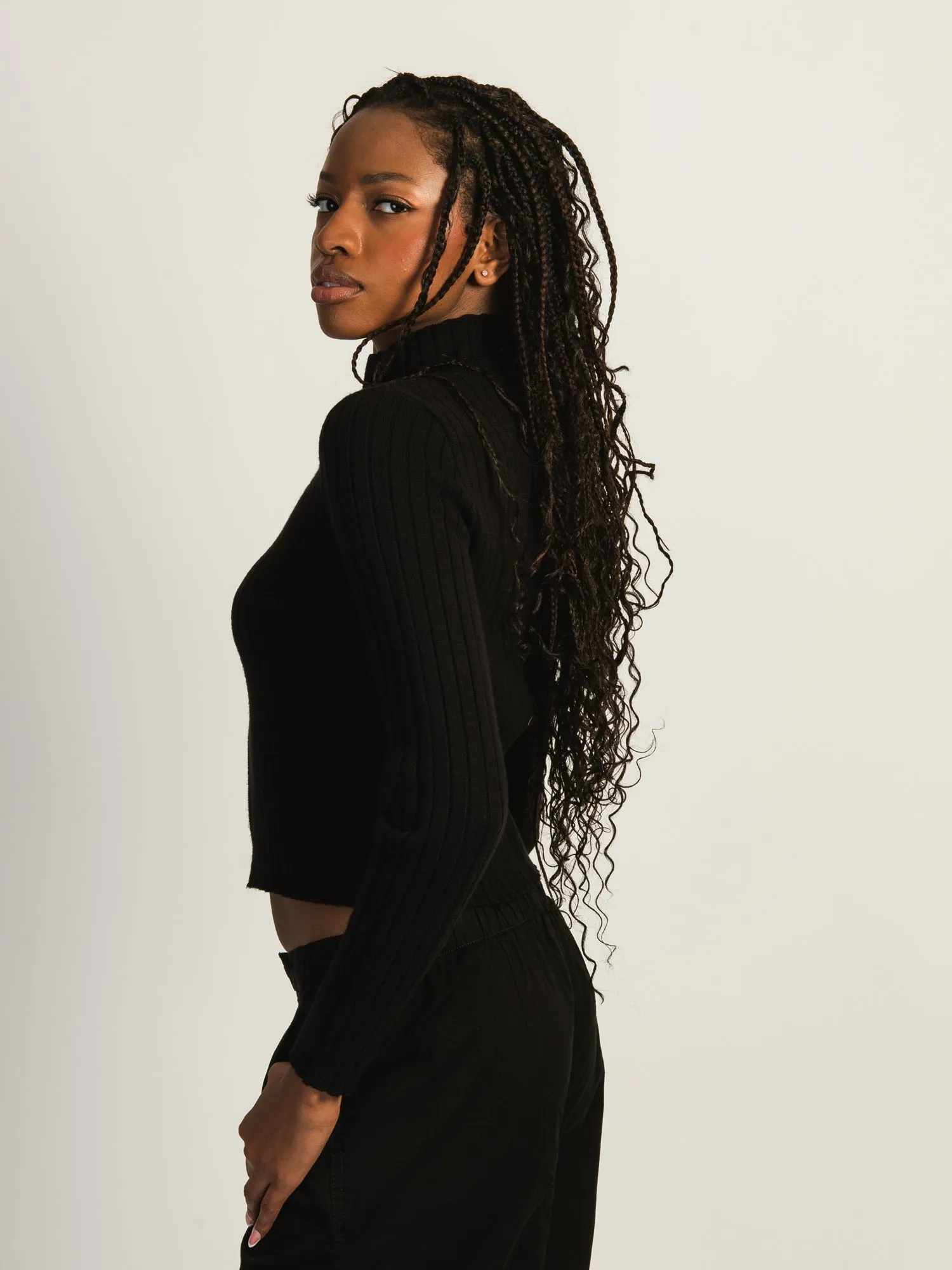 HARLOW RIBBED MOCKNECK ZIP UP - BLACK sold by Harlow product image thumbnail 3