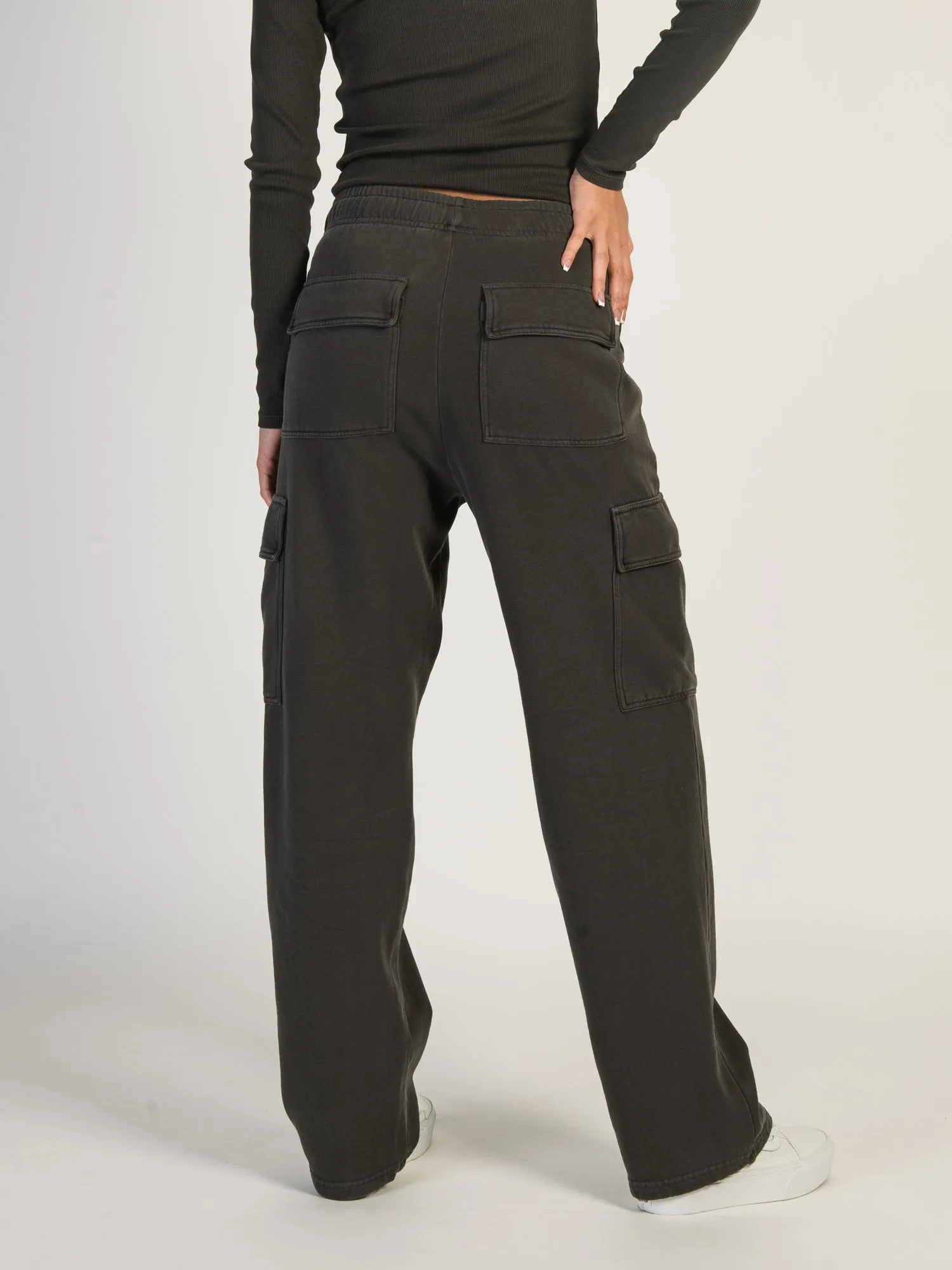 HARLOW ANDI CARGO SWEATPANTS - CHARCOAL sold by Harlow product image thumbnail 4