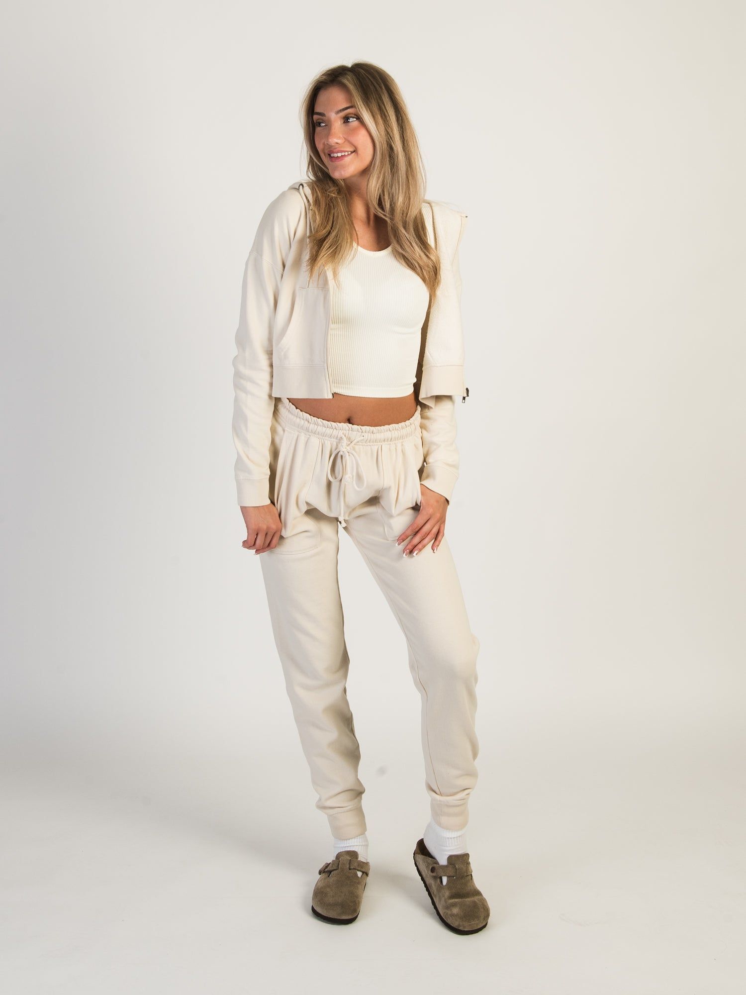 HARLOW ANDI CARGO SWEATPANTS - CLOUD sold by Harlow product image thumbnail 3