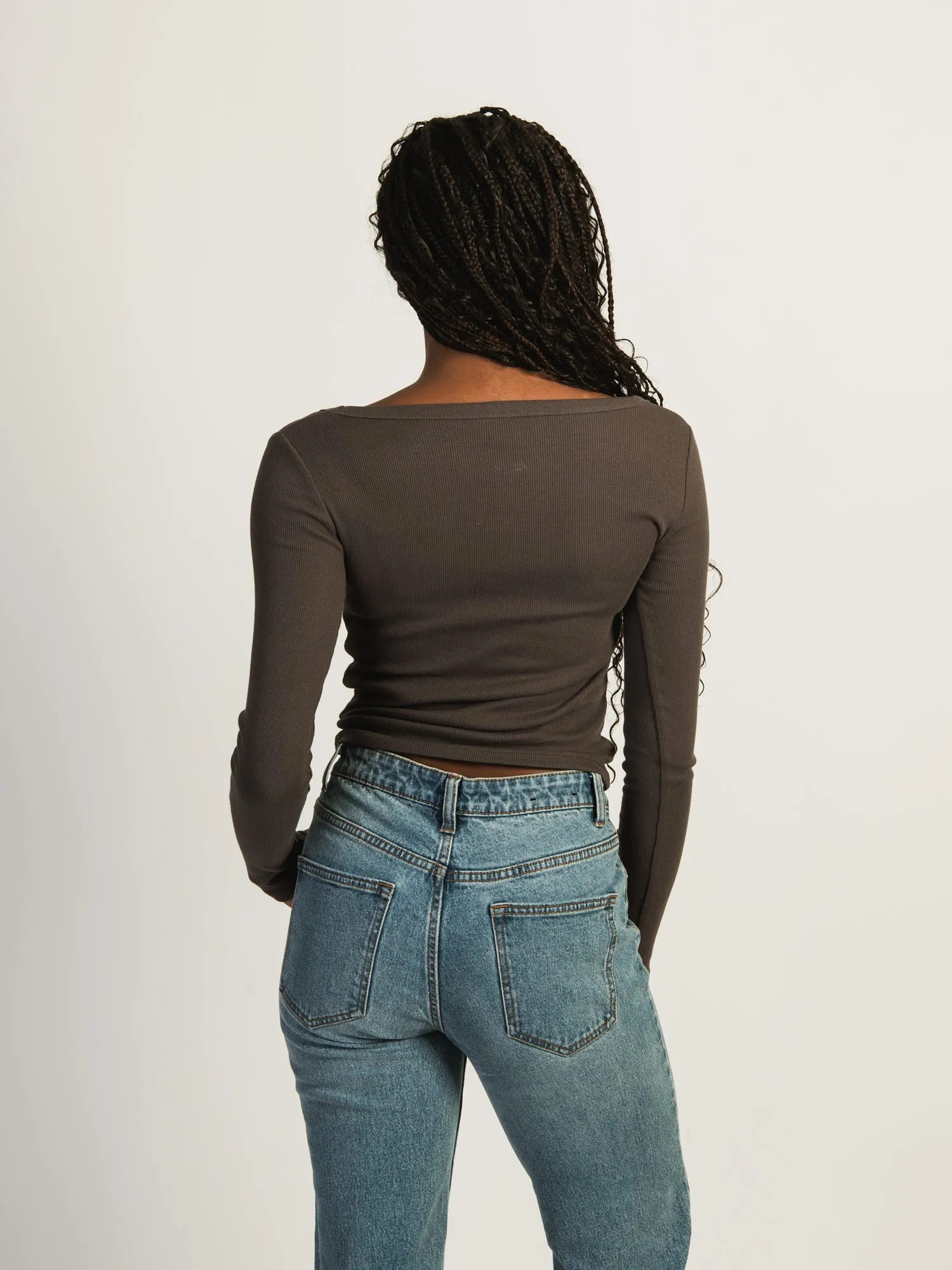 HARLOW ESSENTIAL LONG SLEEVE SCOOPNECK - CHARCOAL sold by Harlow product image thumbnail 3