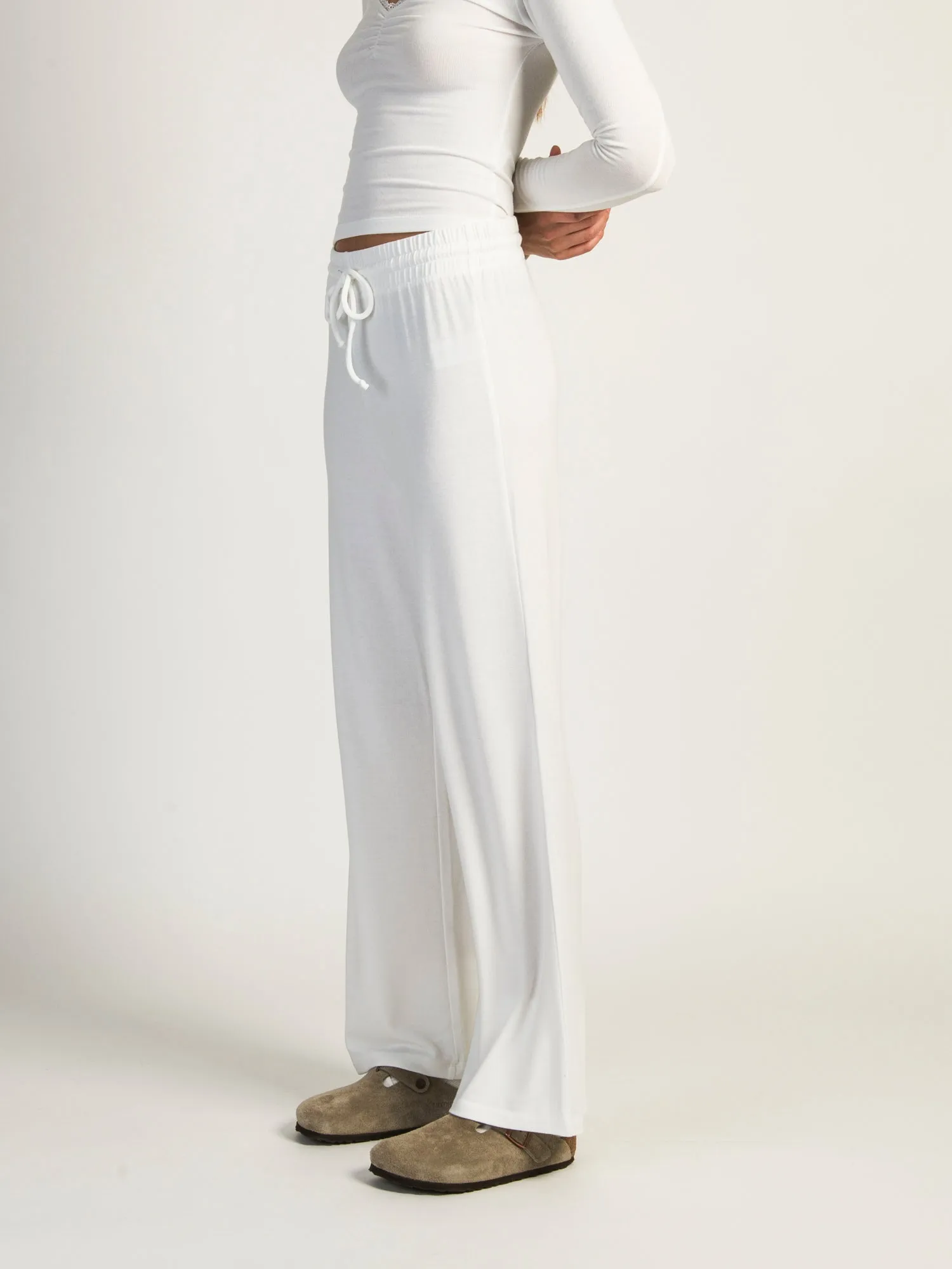 HARLOW MOLLY LOUNGE PANT - WHITE sold by Harlow product image thumbnail 3