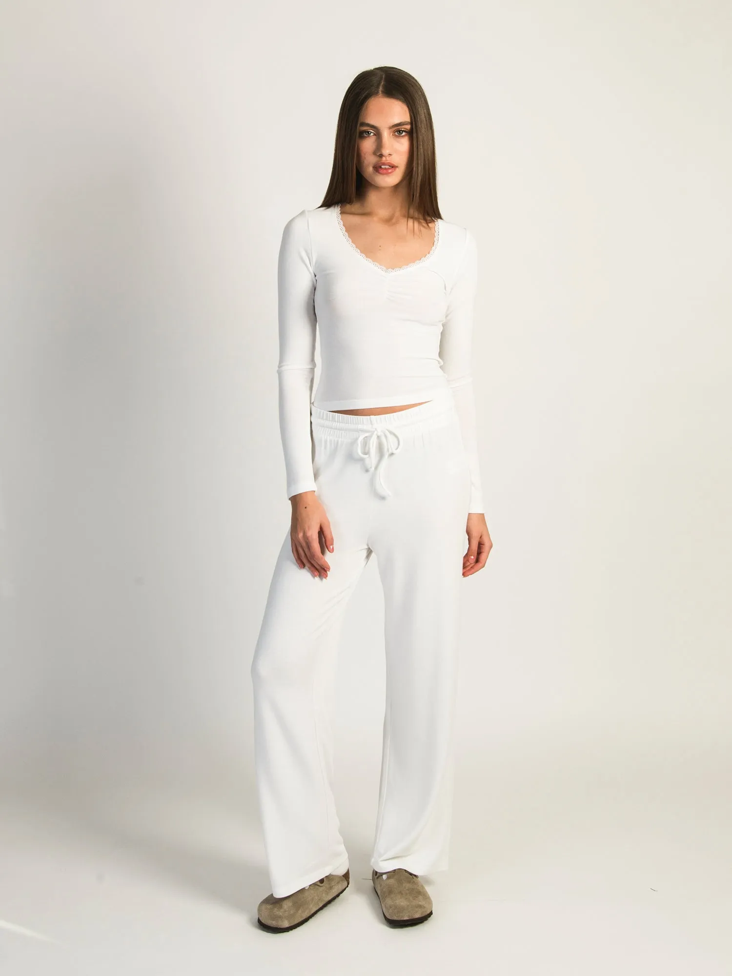 HARLOW MOLLY LOUNGE PANT - WHITE sold by Harlow product image thumbnail 2