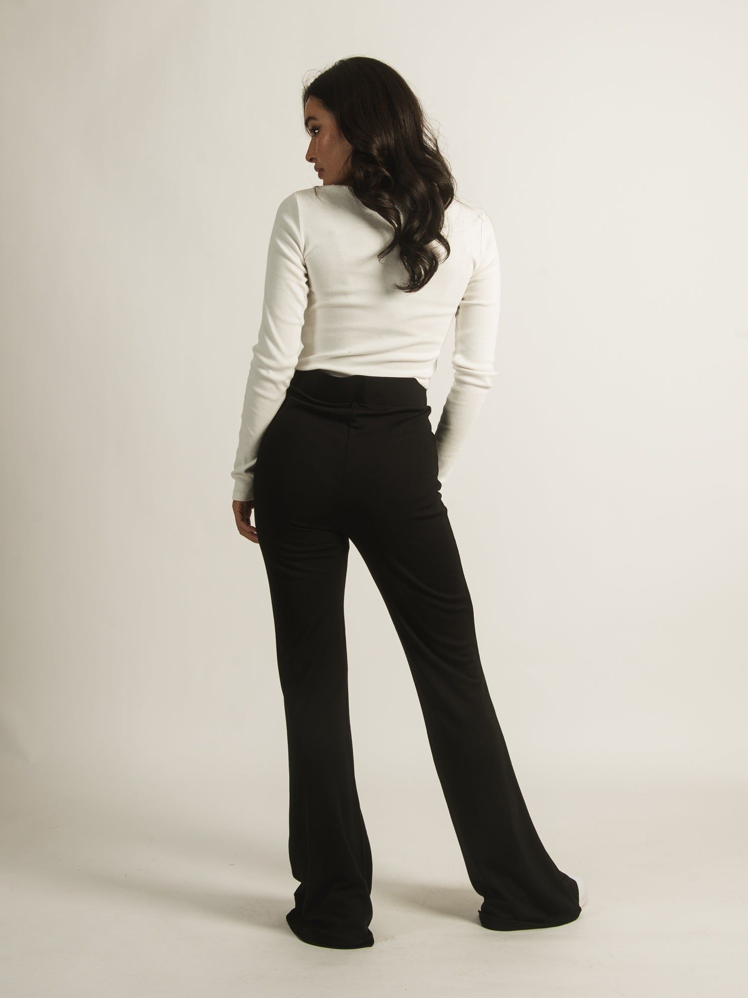 HARLOW HIGH RISE FLARE PANTS sold by Harlow product image thumbnail 2