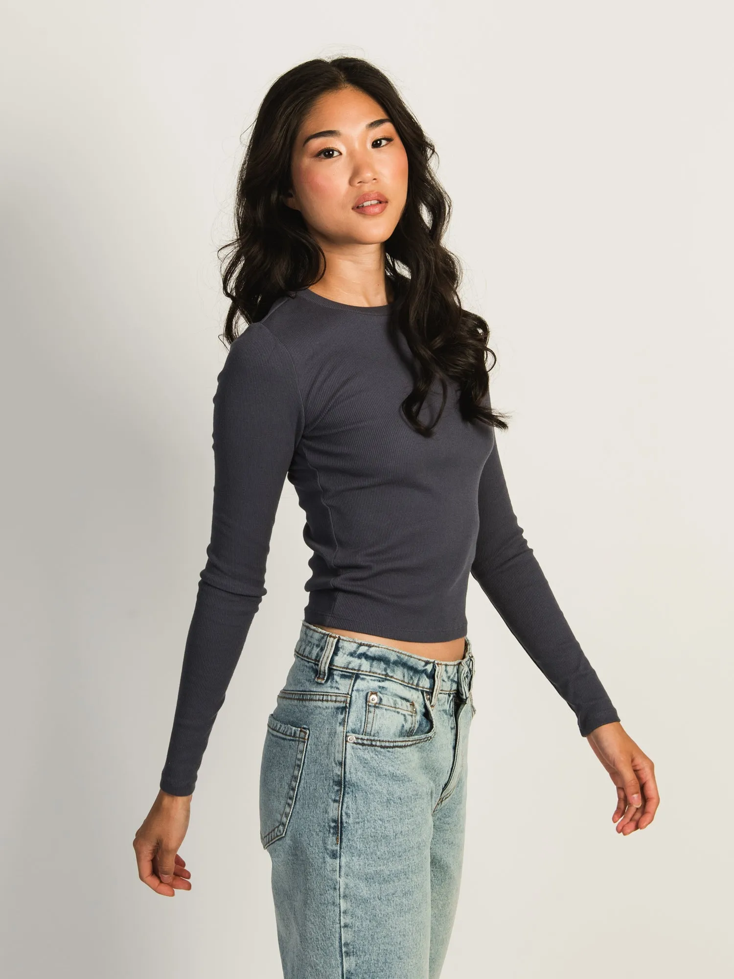 HARLOW ESSENTIAL LONG SLEEVE CREWNECK - NAVY sold by Harlow product image thumbnail 2