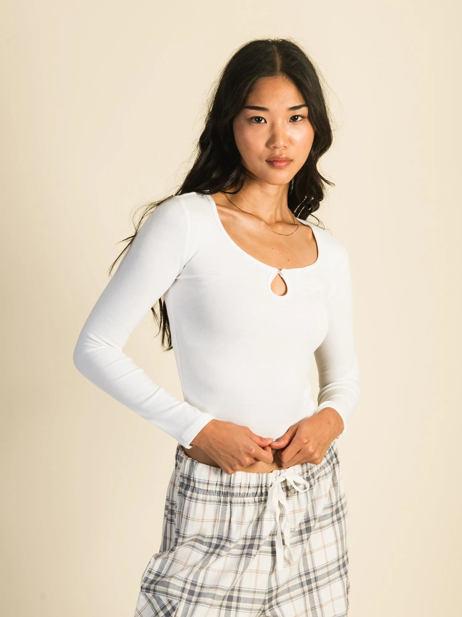 HARLOW PENNY KEYHOLE LONG SLEEVE TEE - WHITE sold by Harlow product image thumbnail 2