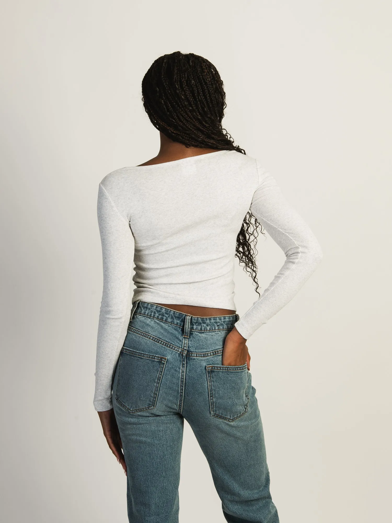HARLOW DAPHNE LONG SLEEVE MELANGE HENLEY - CLOUD sold by Harlow product image thumbnail 3