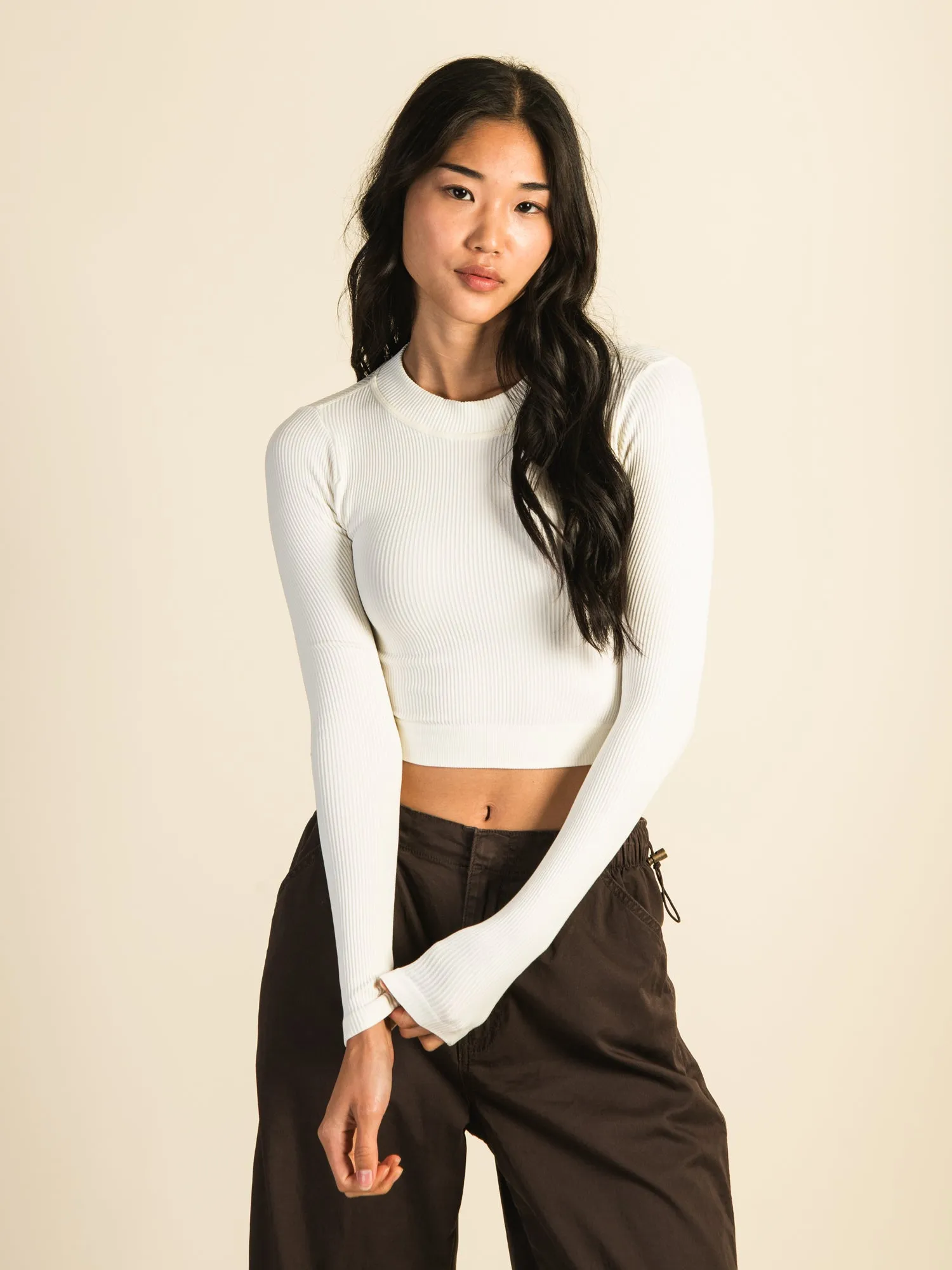 HARLOW SEAMLESS LONG SLEEVE MOCKNECK - CREAM sold by Harlow product image thumbnail 2