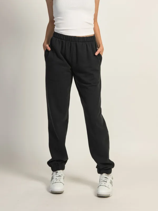 HARLOW JORDANA RELAXED SWEATPANT - NAVY sold by Harlow